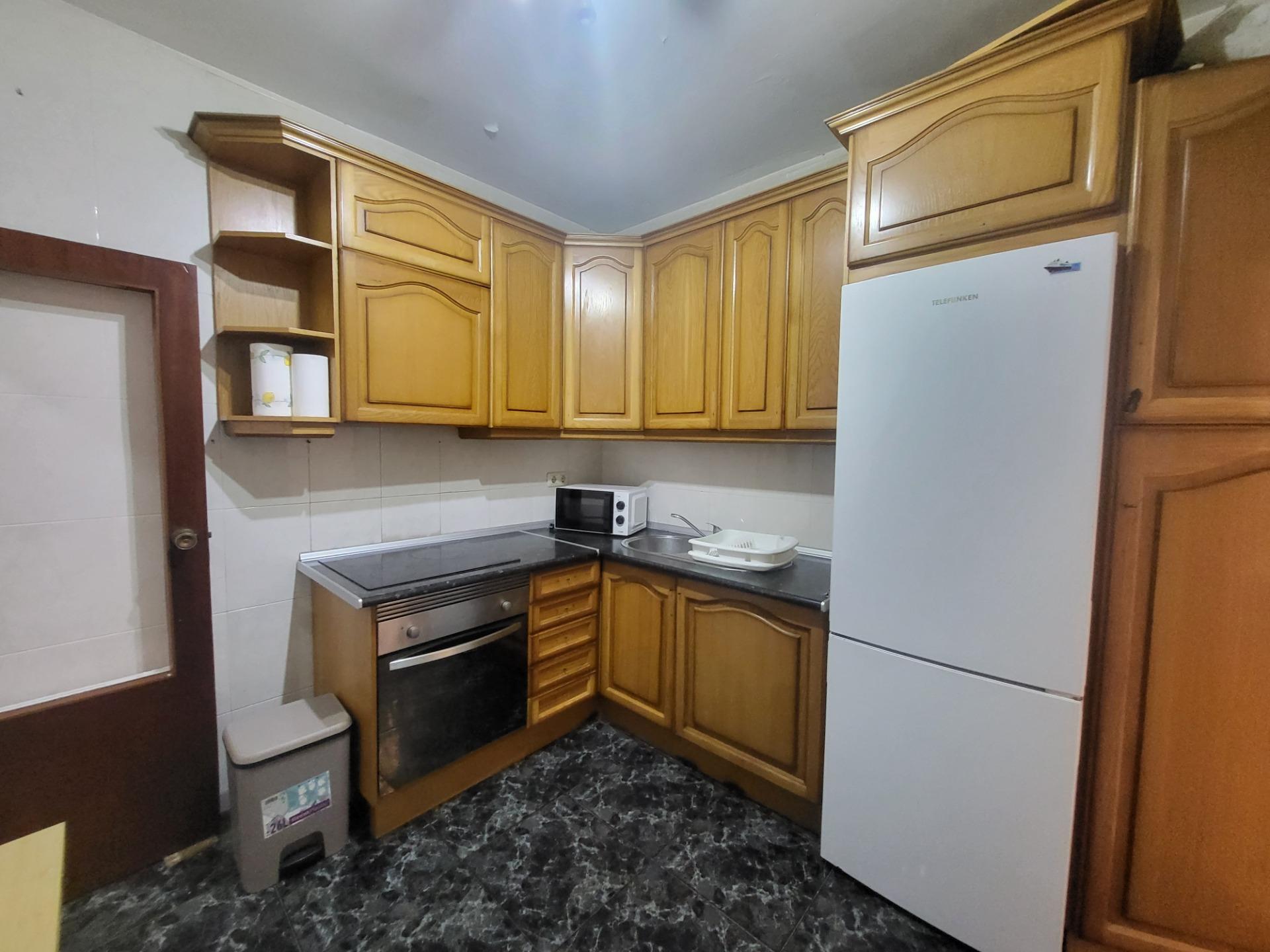 SE ALQUILA VIVIENDA EN LOS ANGELES DE 3 HABITACIONES