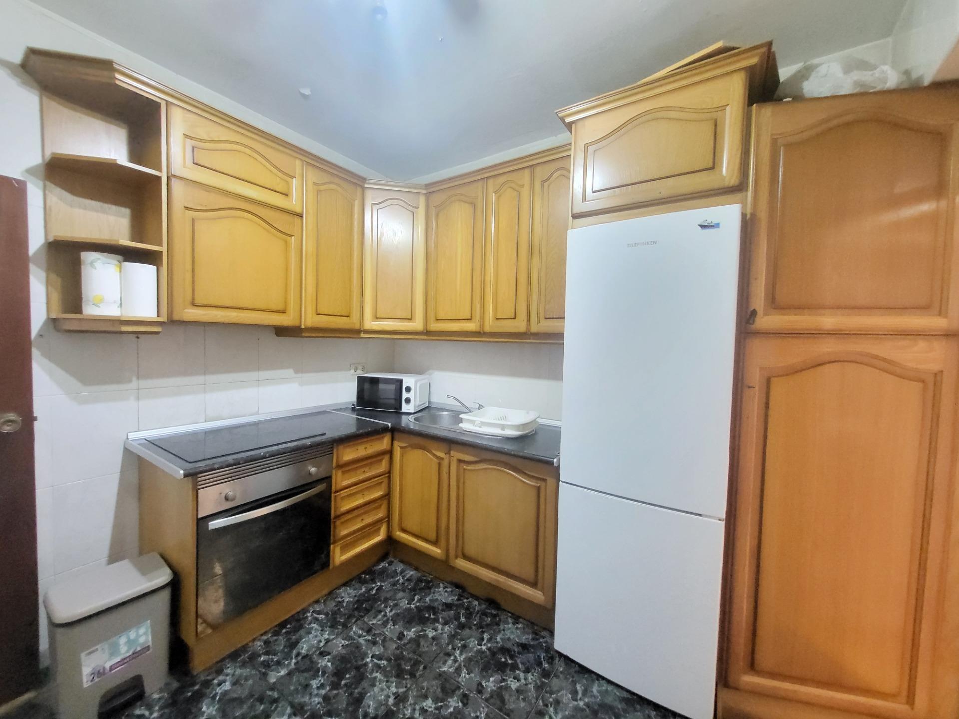 SE ALQUILA VIVIENDA EN LOS ANGELES DE 3 HABITACIONES