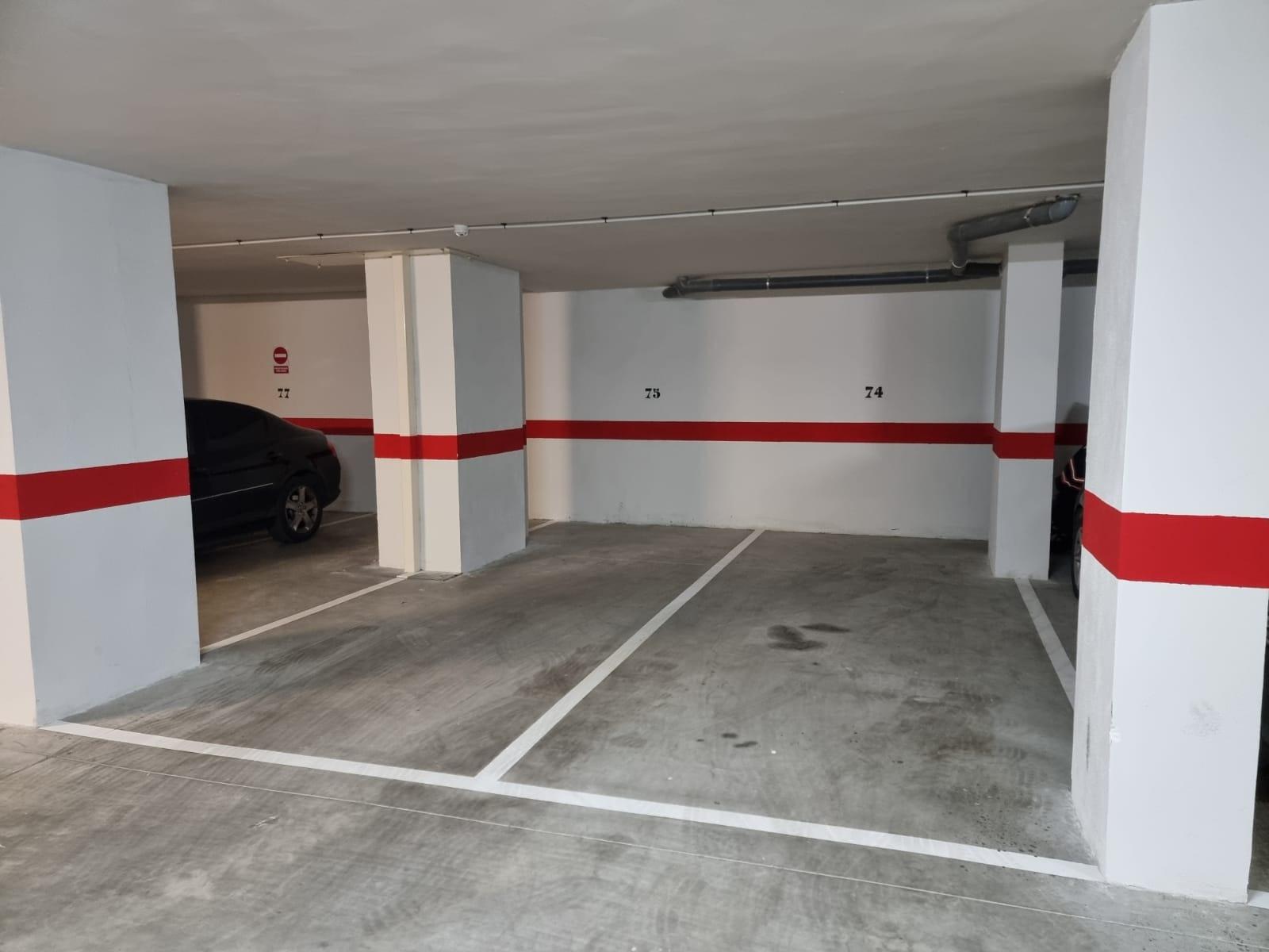 PLAZA DE GARAJE EN LA ENVIA