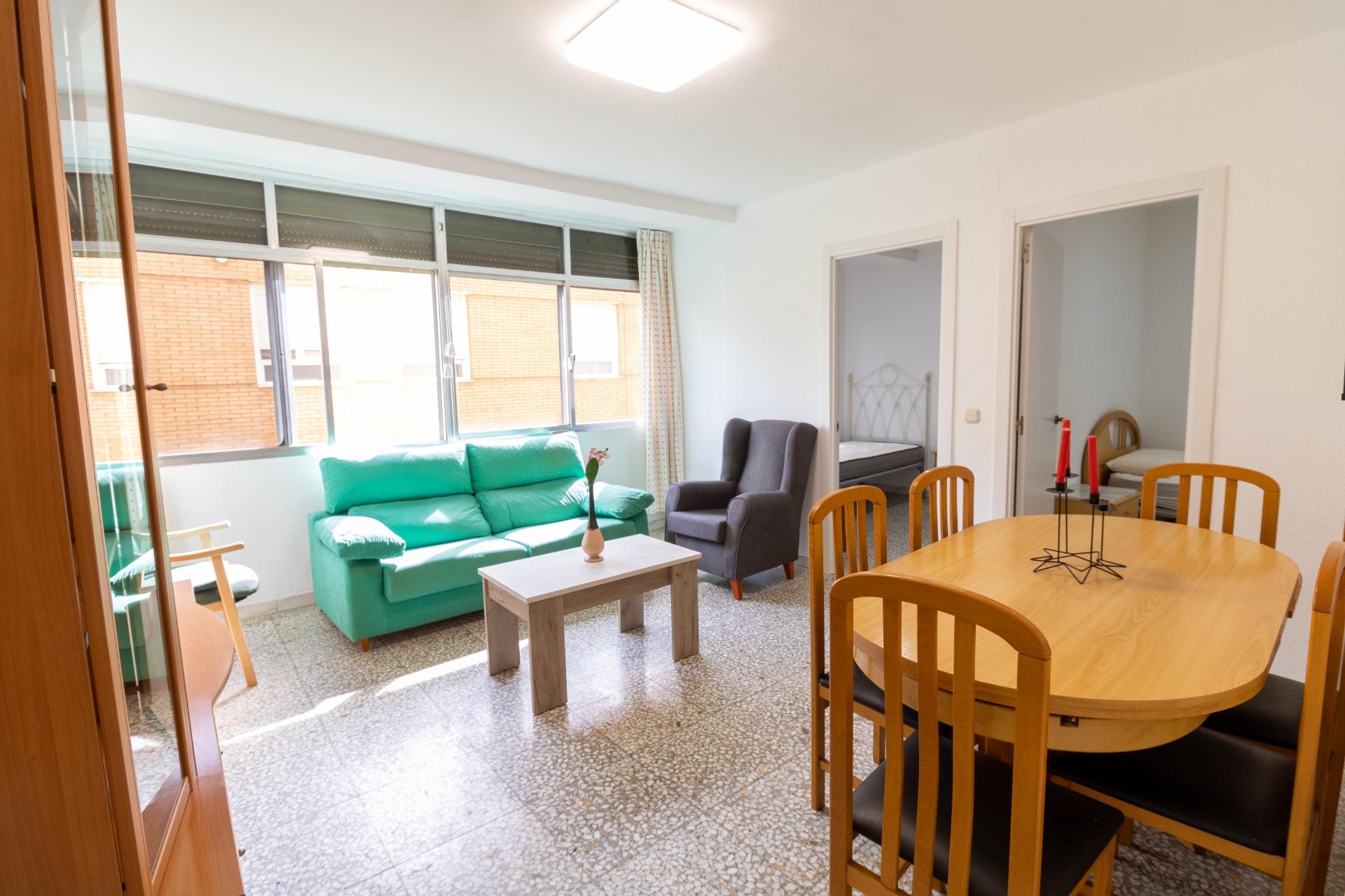 LUMINOSO PISO EN ALMERÍA- ZONA MOLINOS