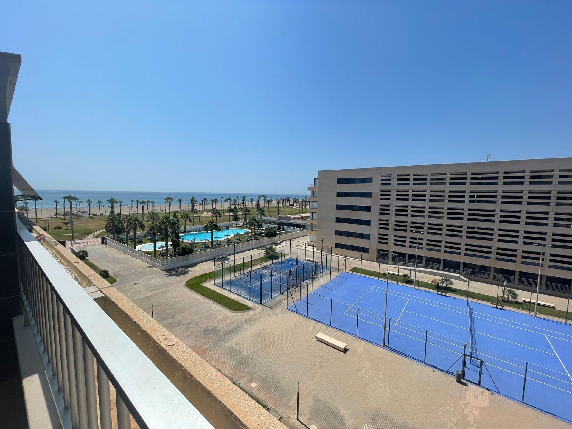 Maravilloso piso en residencial de lujo