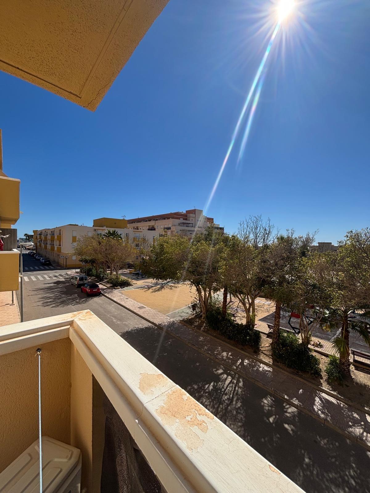 Piso + plaza de garaje en venta en Las Cabañuelas Sur – Vícar