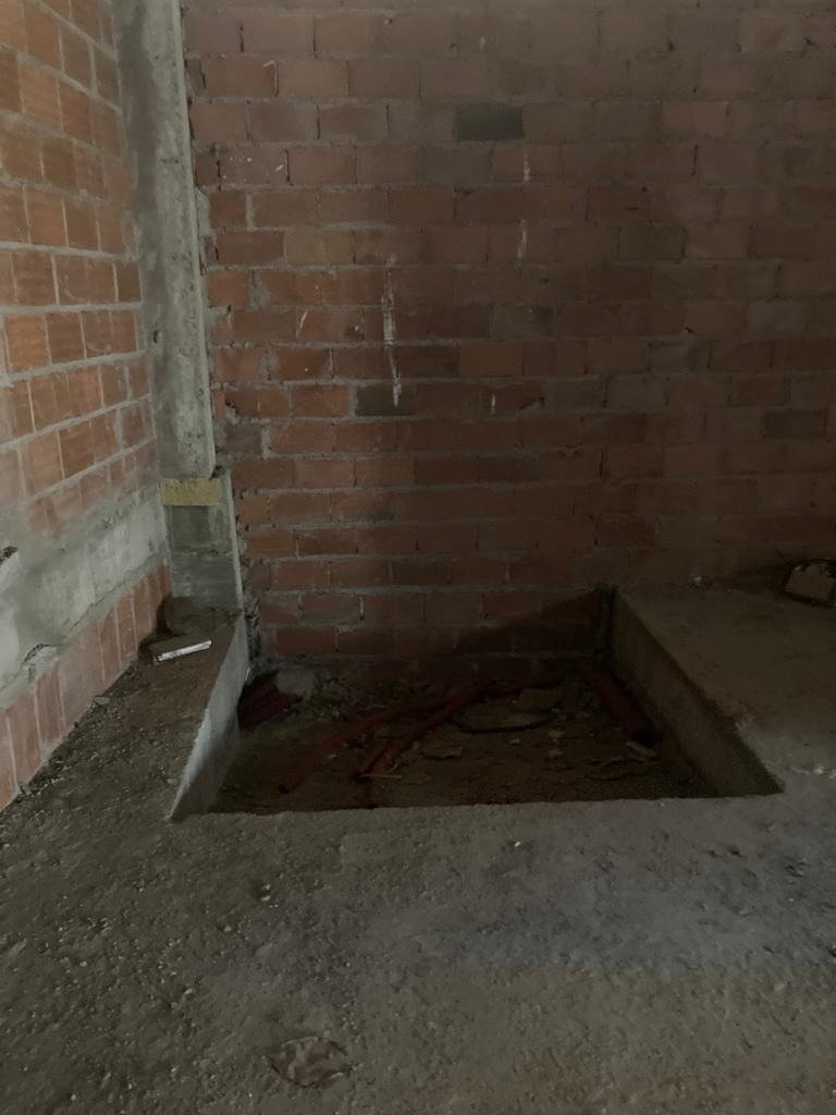 AMPLIO LOCAL COMERCIAL EN URBANIZACION DE ROQUETAS DE MAR en Roquetas de Mar foto 5 AMPLIO LOCAL COMERCIAL EN URBANIZACION DE ROQUETAS DE MAR