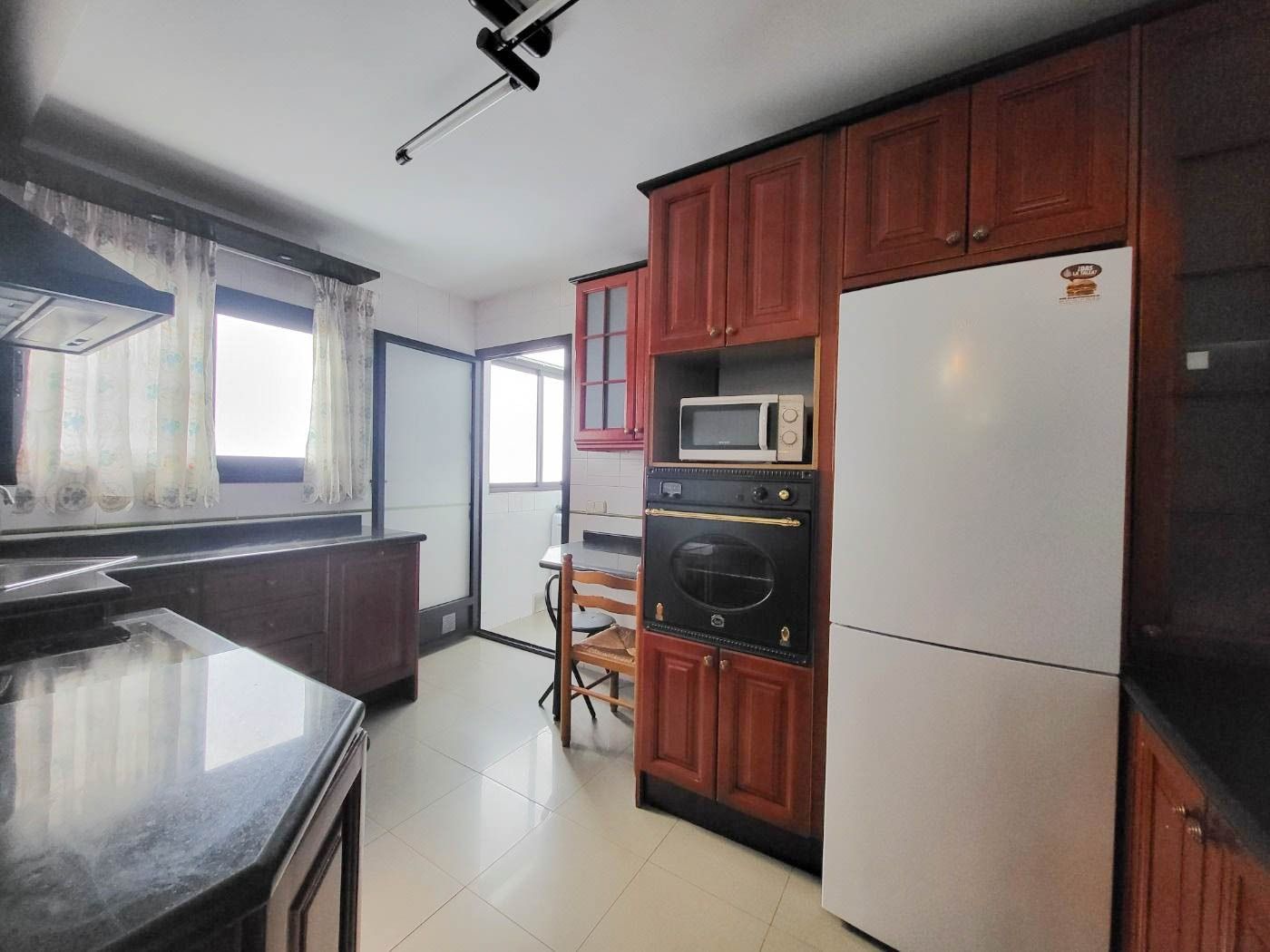 ALQUILER TEMPORAL EN ENTREPARQUES en Almeria foto 4 ALQUILER TEMPORAL EN ENTREPARQUES