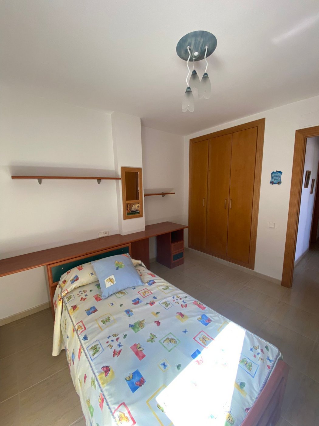 ALQUILER SEPTIEMBRE A JUNIO. 3 DORMITORIOS.