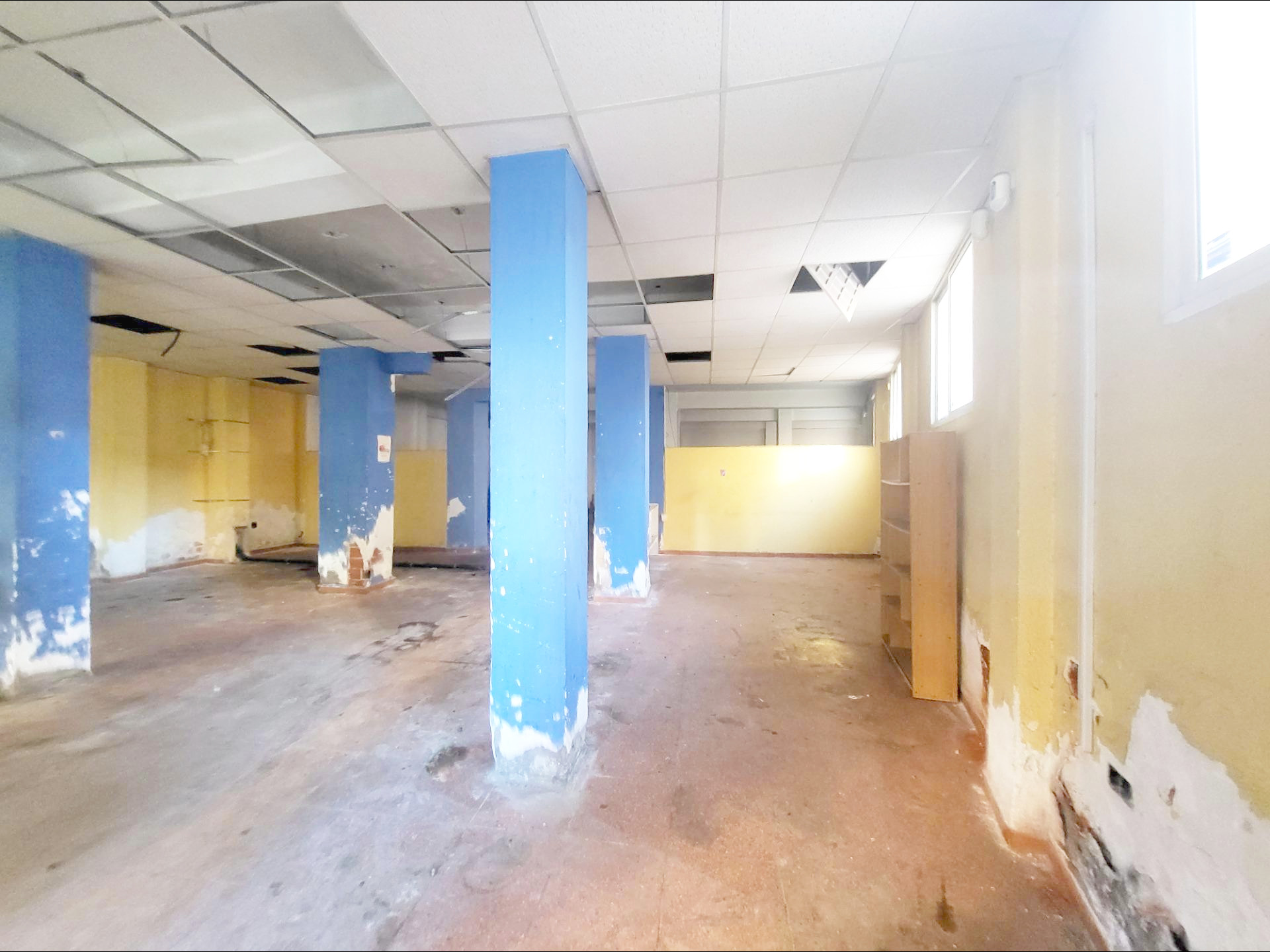 SE VENDE LOCAL EN LOS ANGELES en Almeria foto 2 SE VENDE LOCAL EN LOS ANGELES