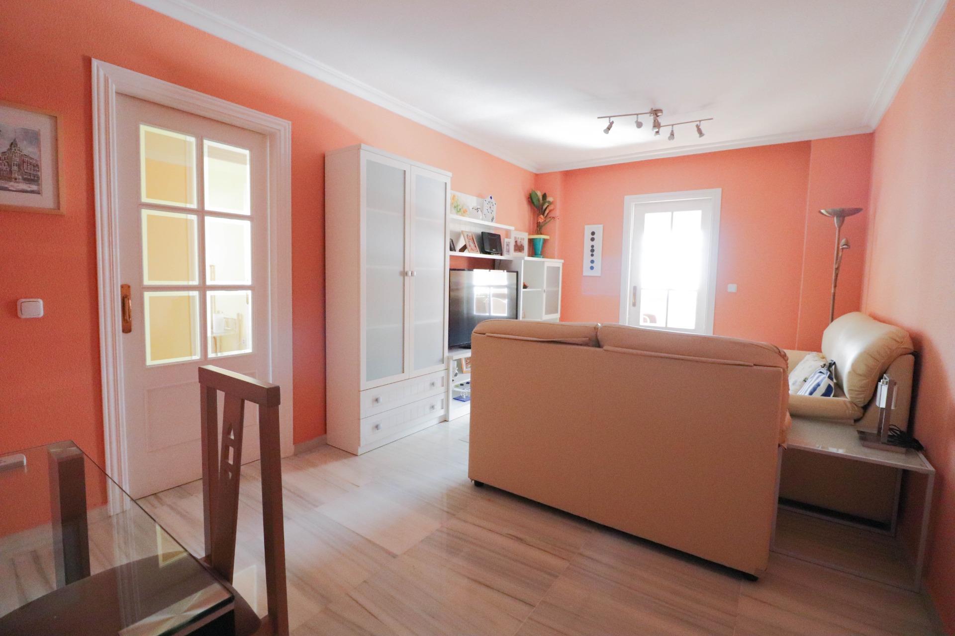 Piso en Alquiler para Temporada Escolar en Aguadulce Sur