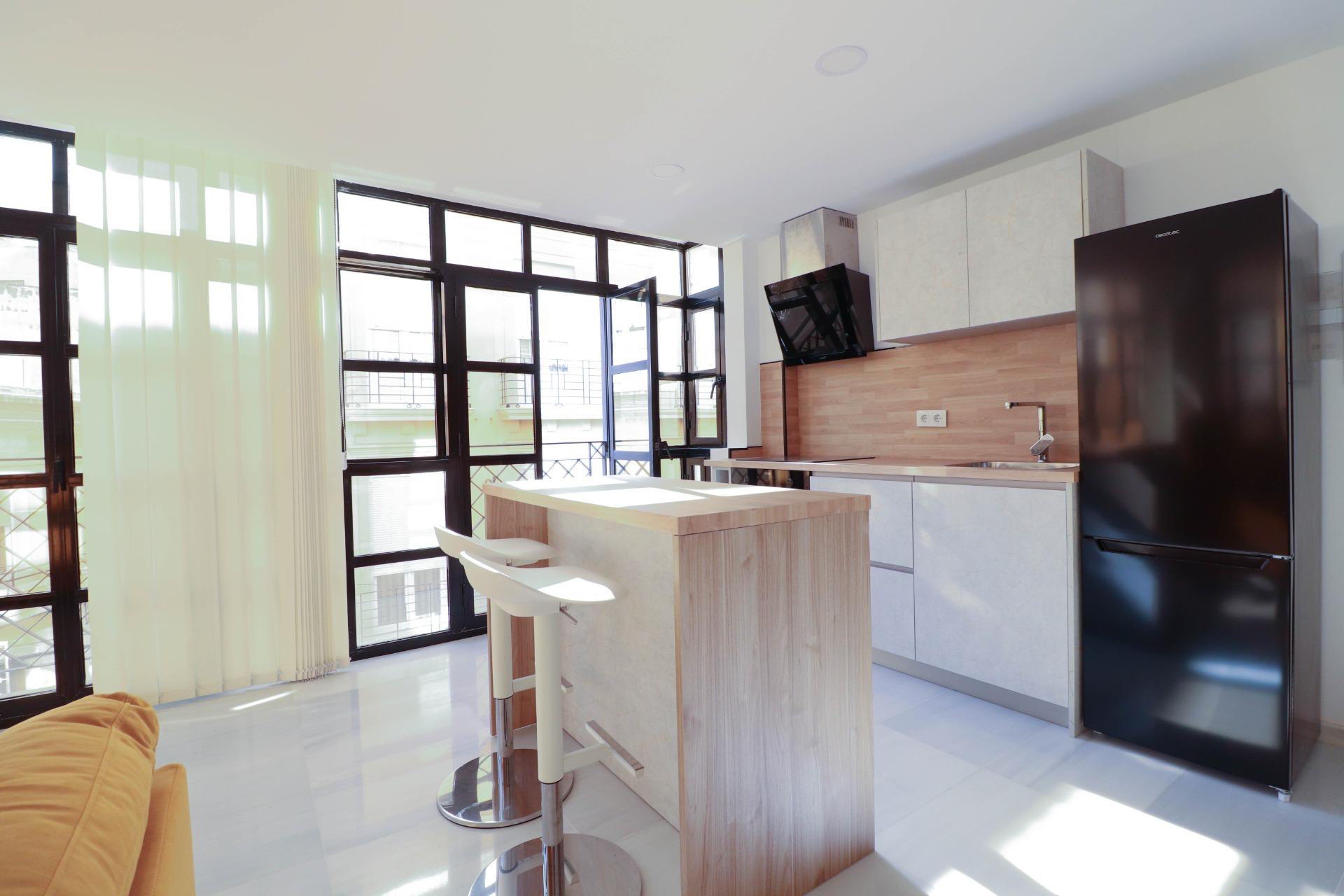 ✨  ¡APARTAMENTO DE LUJO EN PLENO CENTRO DE ALMERÍA!  ️