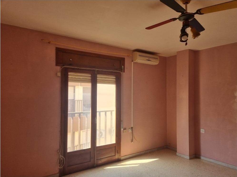SE VENDE PISO DE 3 HABITACIONES EN HUERCAL DE ALMERIA DE ENTIDAD FINANCIERA