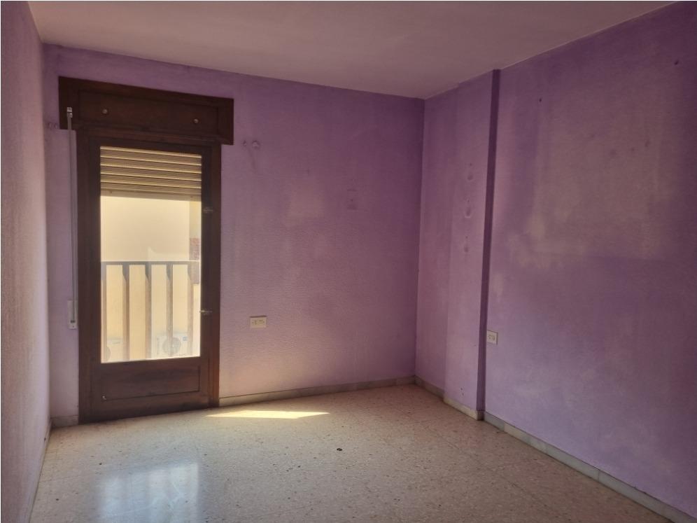 SE VENDE PISO DE 3 HABITACIONES EN HUERCAL DE ALMERIA DE ENTIDAD FINANCIERA