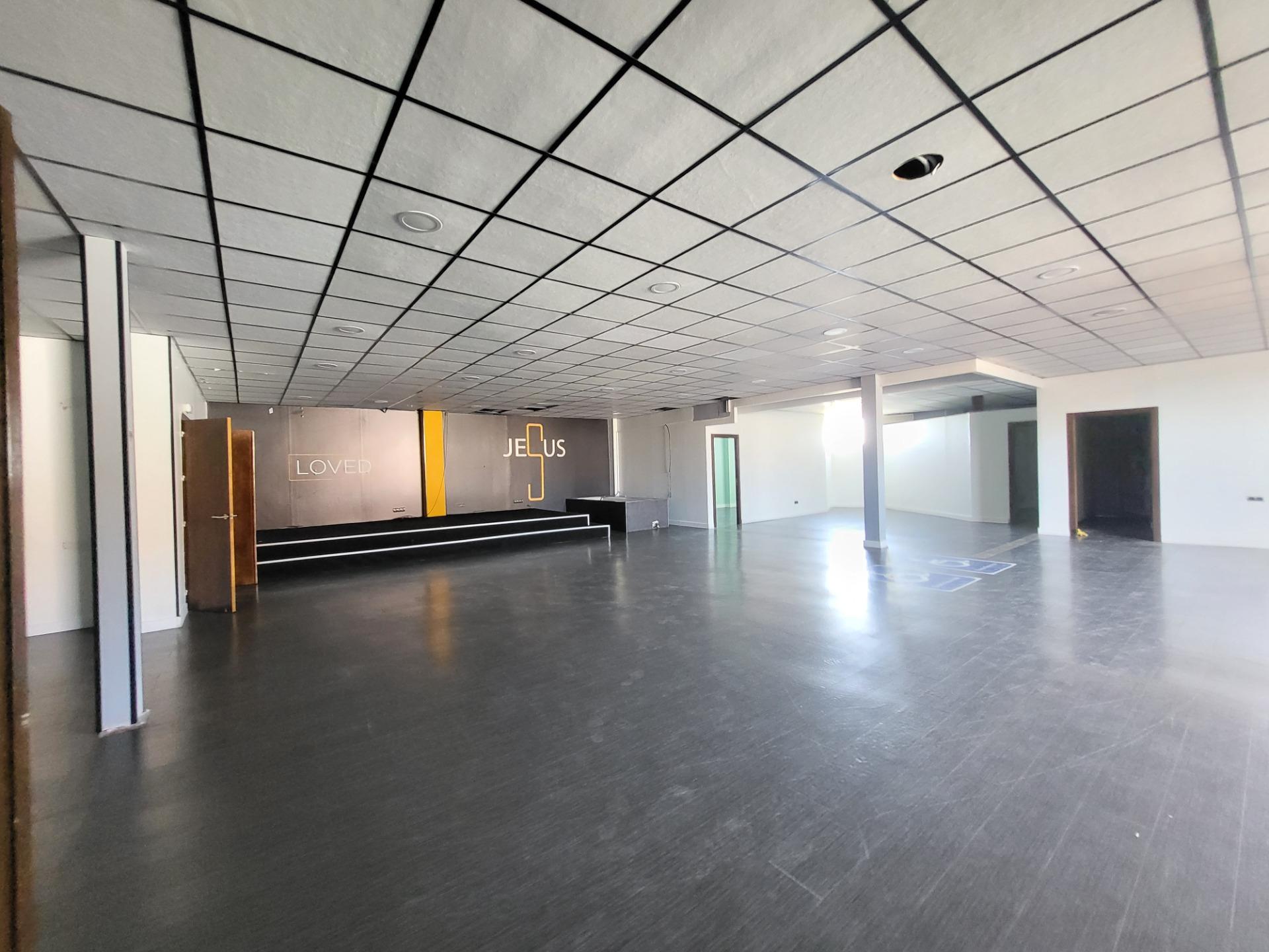 SE ALQUILA LOCAL EN 1 PLANTA EN ALMERIA CAPITAL