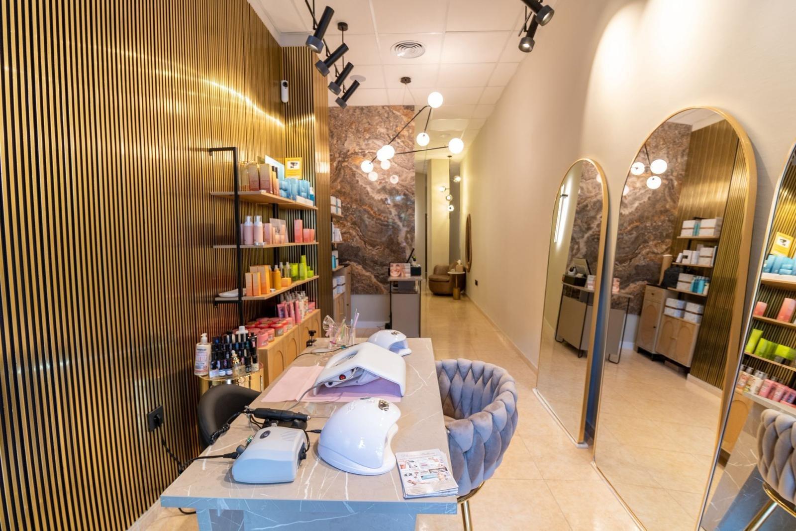 LOCAL COMERCIAL EN ALMERÍA