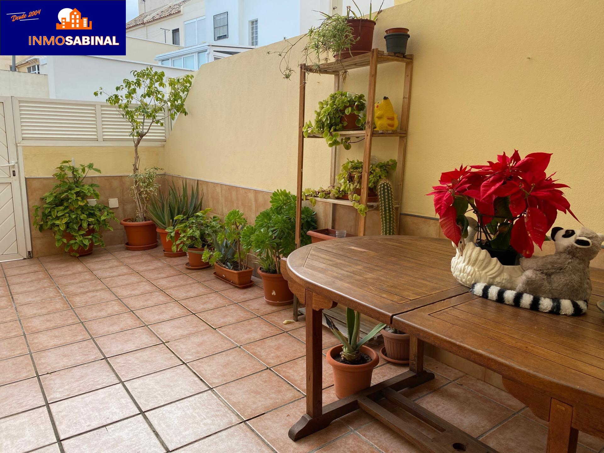 Espectacular TRIPLEX en Aguadulce