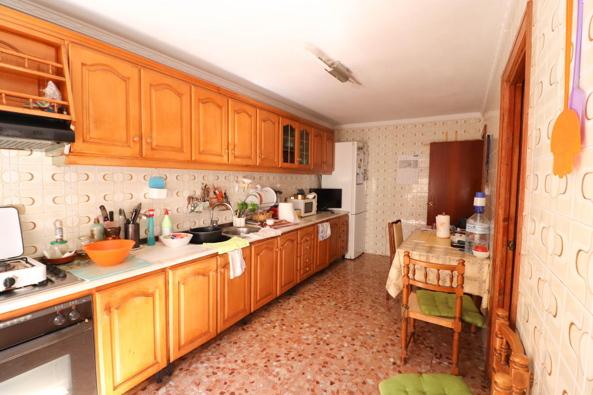 Casa sobre local en los Molinos