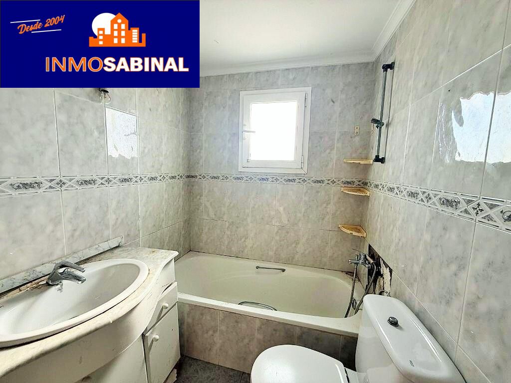 000 en Almerimar foto 3 000