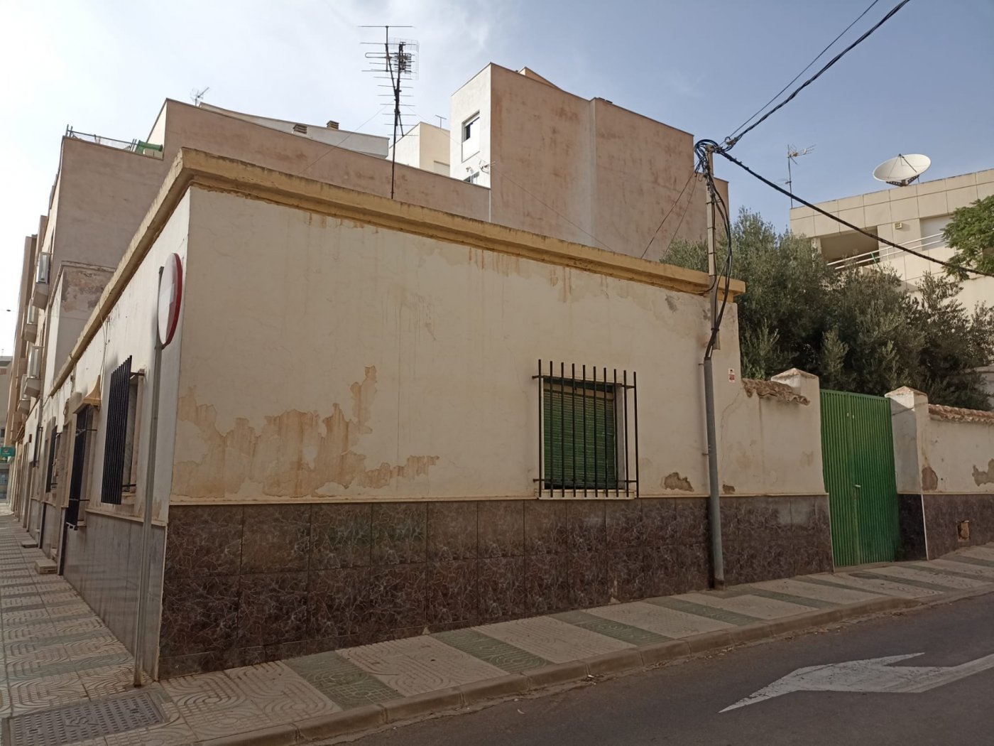 ¡ESTUPENDA VIVIENDA PARA INVERTIR!