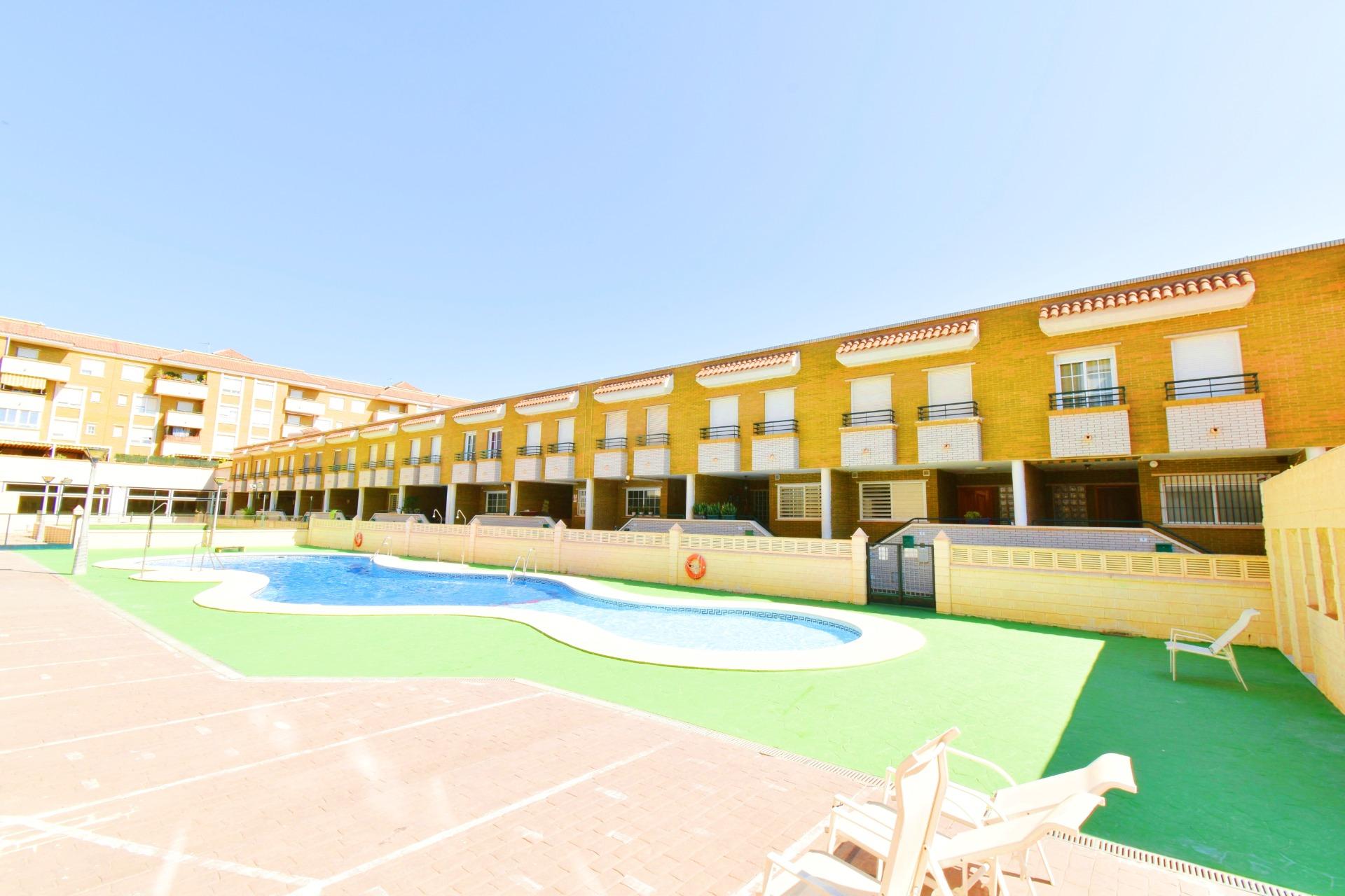 VIVIR EN ALQUILER TODO EL AÑO EN ROQUETAS DE MAR ES POSIBLE