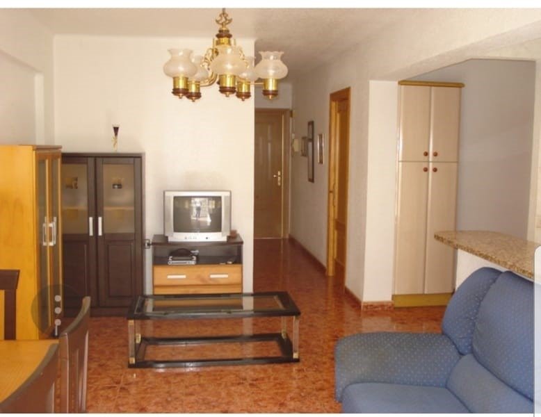 PISO PARA ESTUDIANTES ZONA ZAPILLO CERCA DE LA PLAYA en Almeria foto 3 PISO PARA ESTUDIANTES ZONA ZAPILLO CERCA DE LA PLAYA