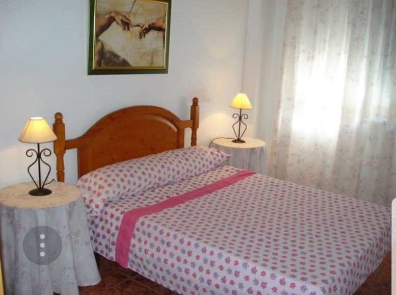 PISO PARA ESTUDIANTES ZONA ZAPILLO CERCA DE LA PLAYA en Almeria foto 4 PISO PARA ESTUDIANTES ZONA ZAPILLO CERCA DE LA PLAYA