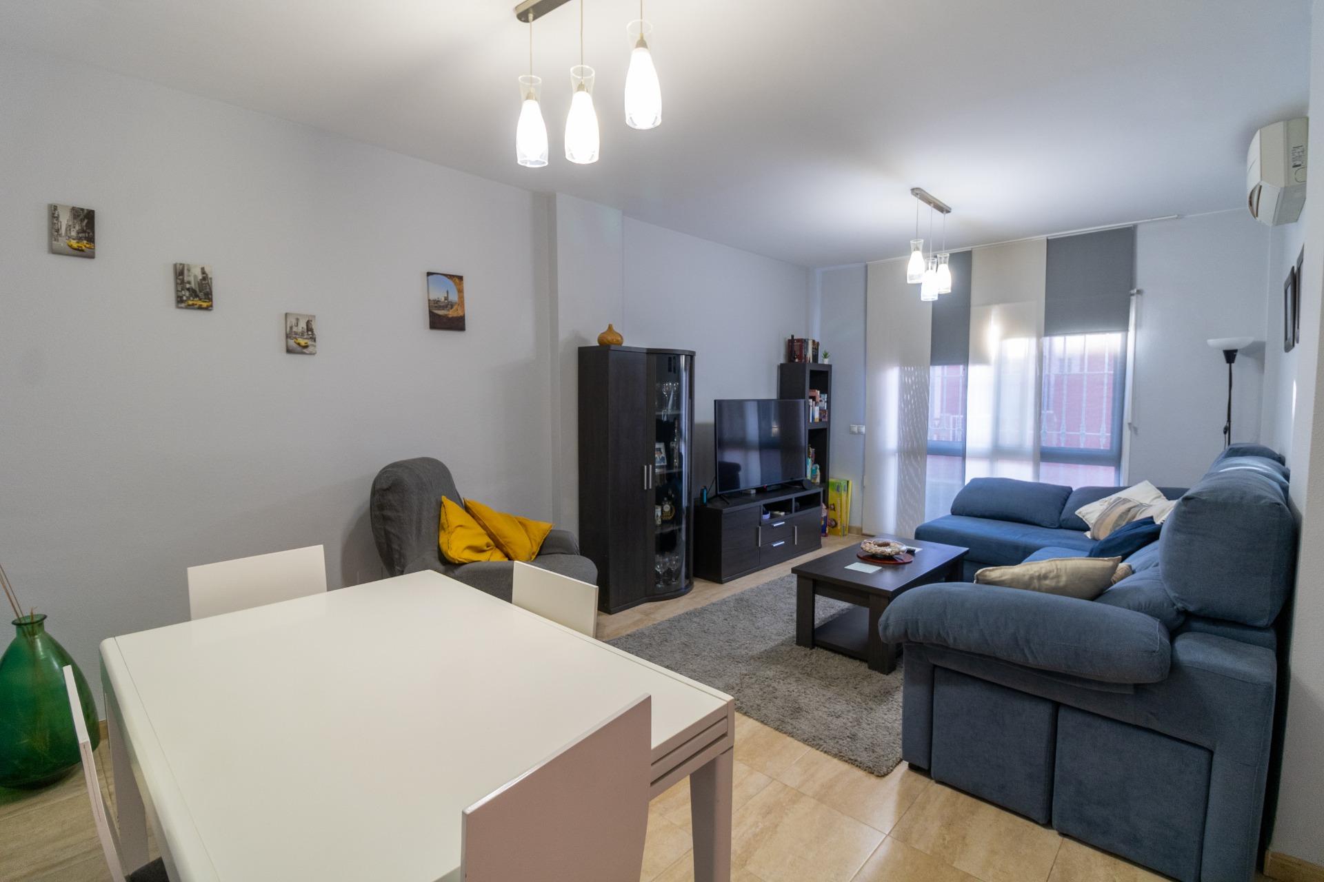 TRÍPLEX EN BENAHADUX