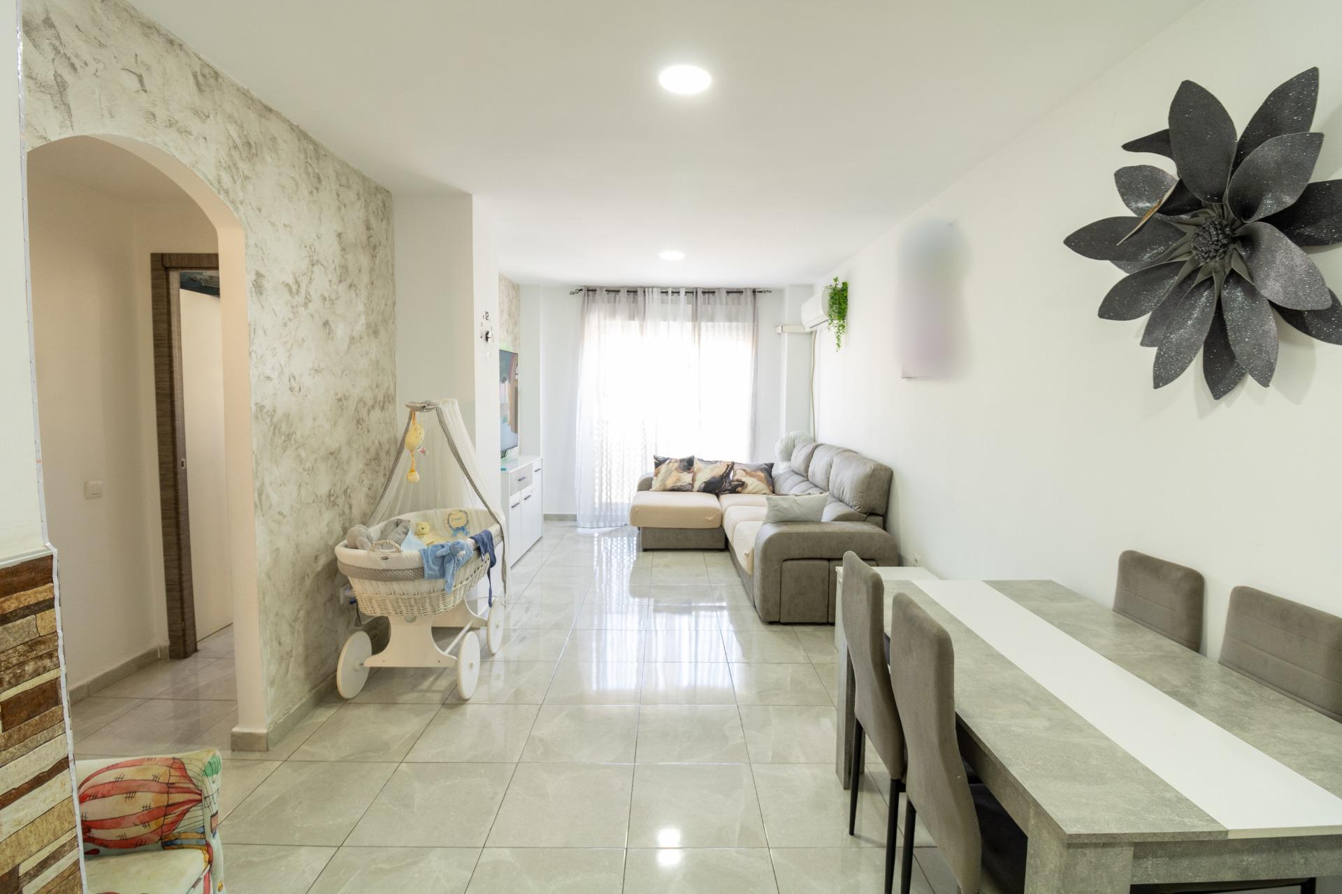 PISO EN ALMERÍA- PIEDRAS REDONDAS