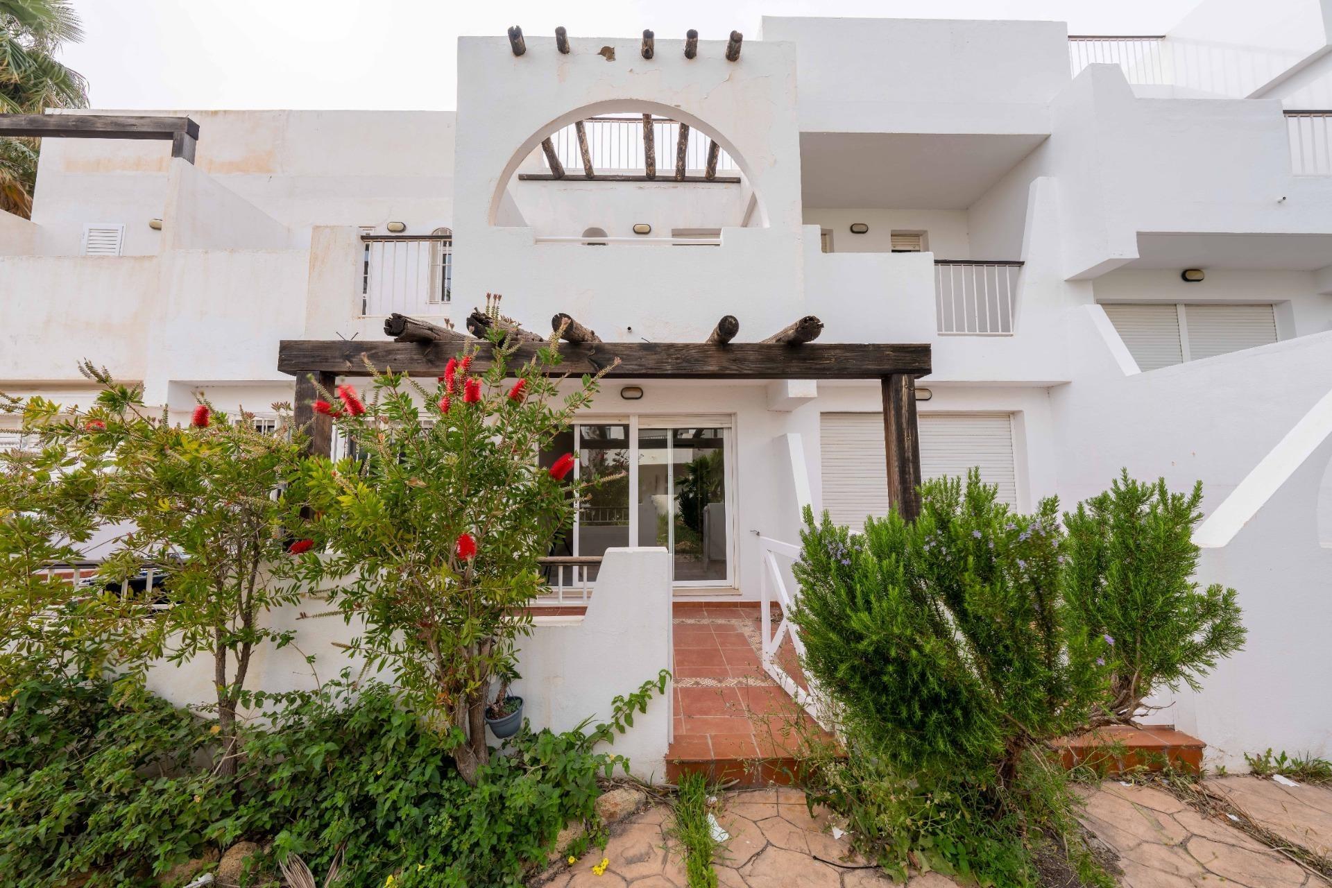 MARAVILLOSO DUPLEX A ESTRENAR EN CARBONERAS