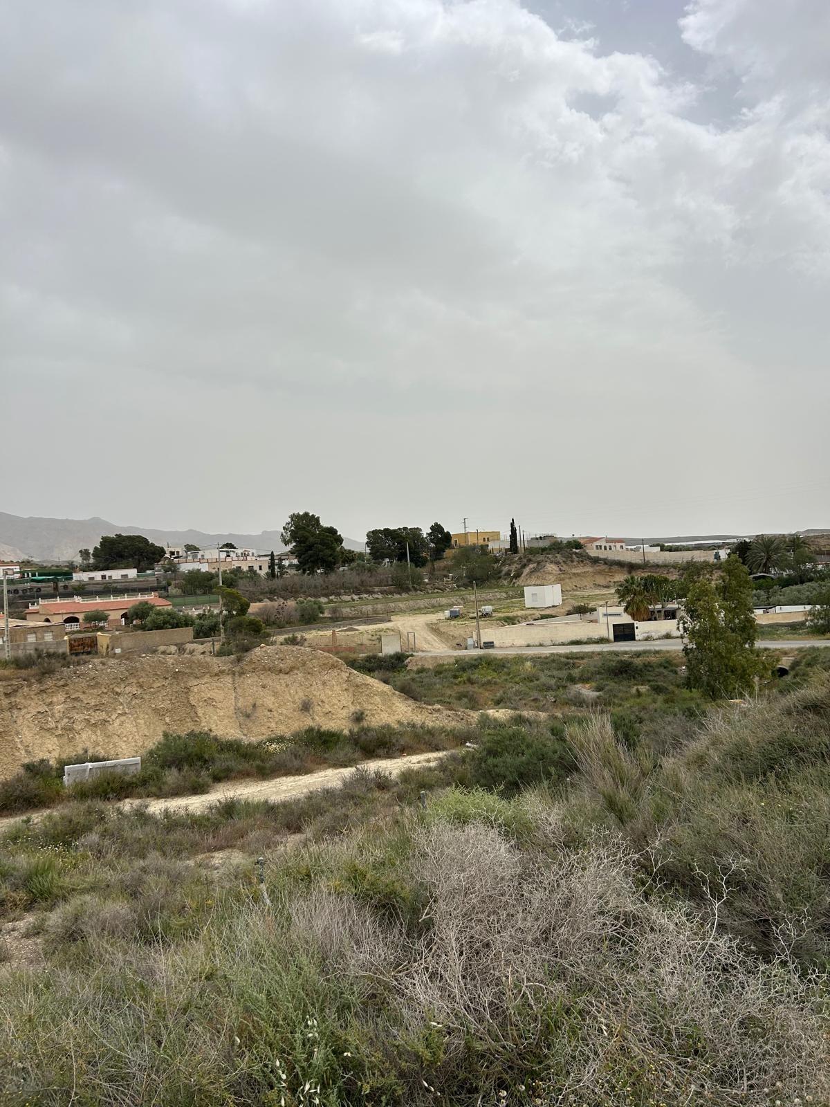 Terreno rústico en Pechina con excelente ubicación y más de 10.500 m2