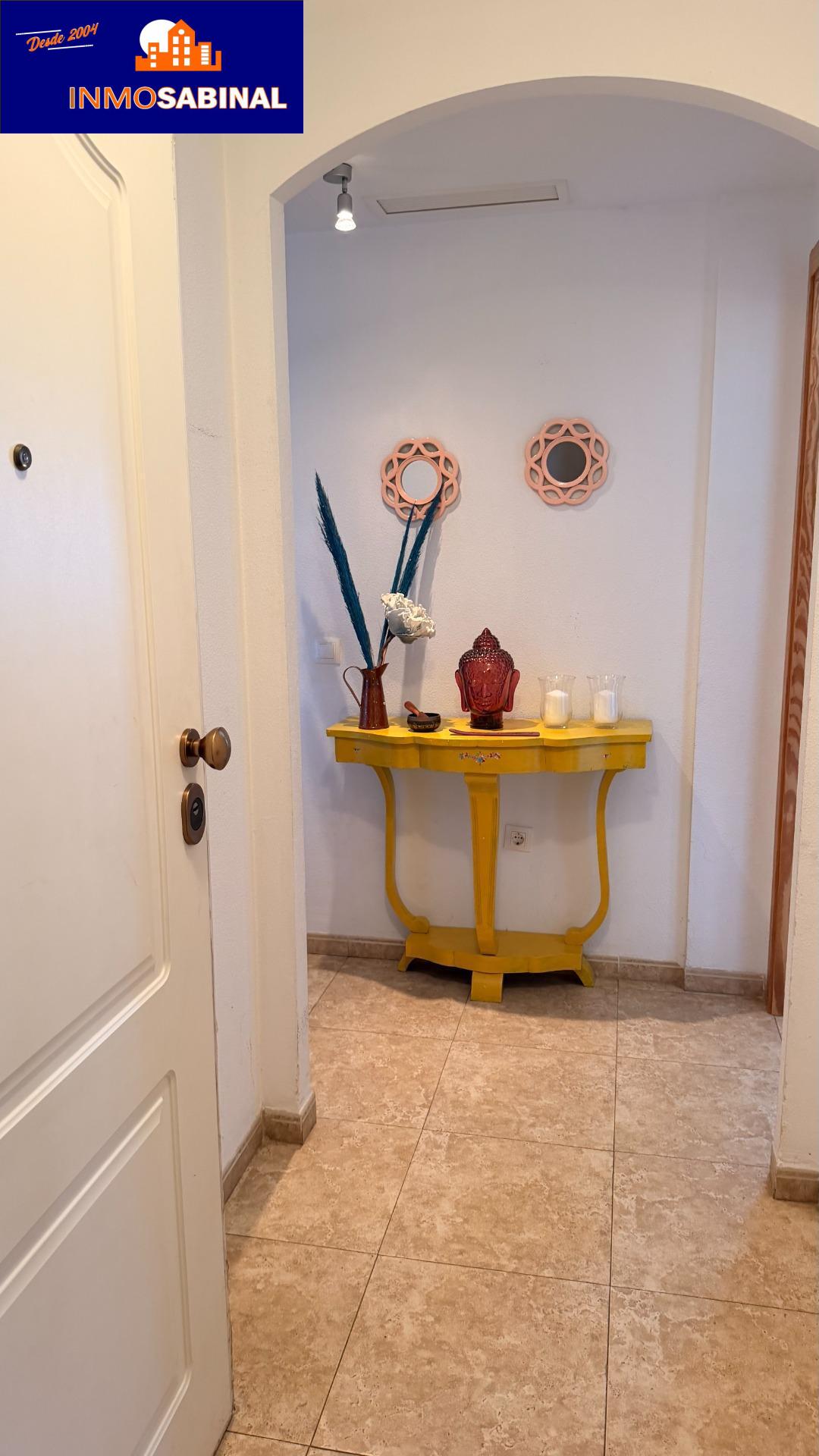 Acogedor Piso en Aguadulce Norte con Vistas y Comodidades