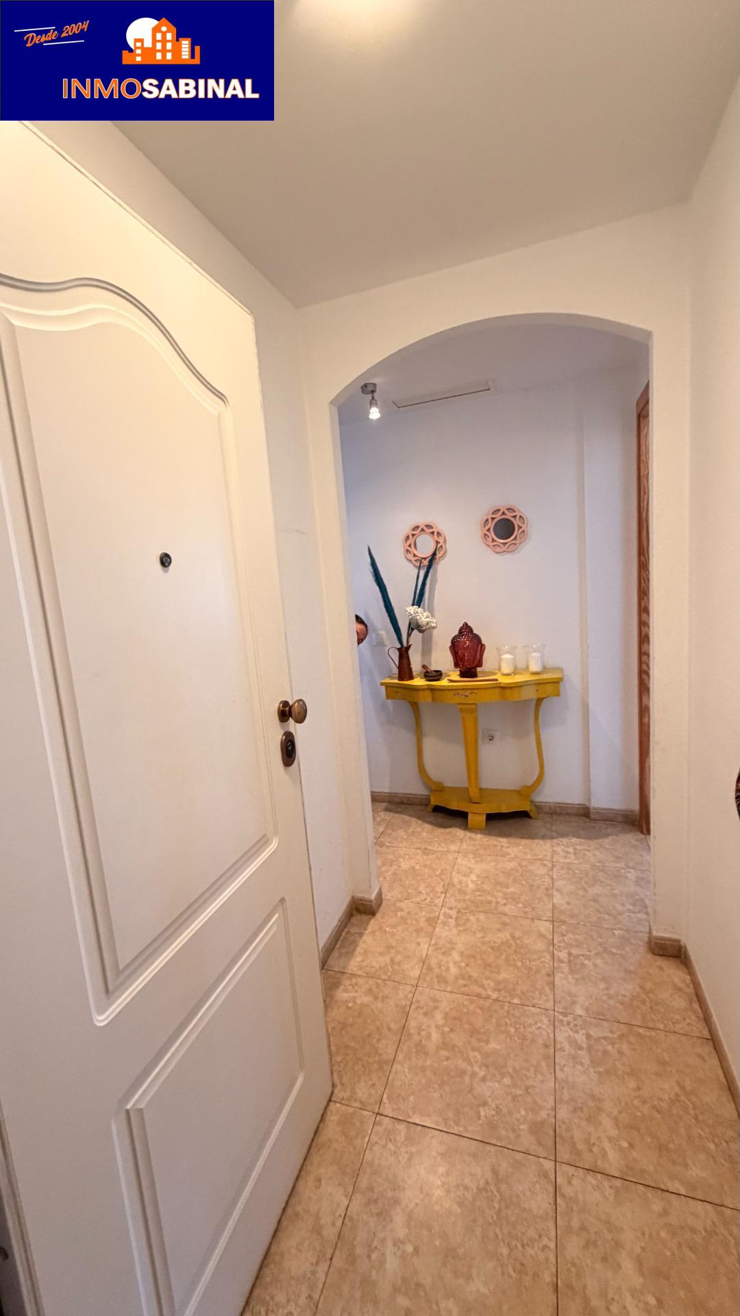 Acogedor Piso en Aguadulce Norte con Vistas y Comodidades