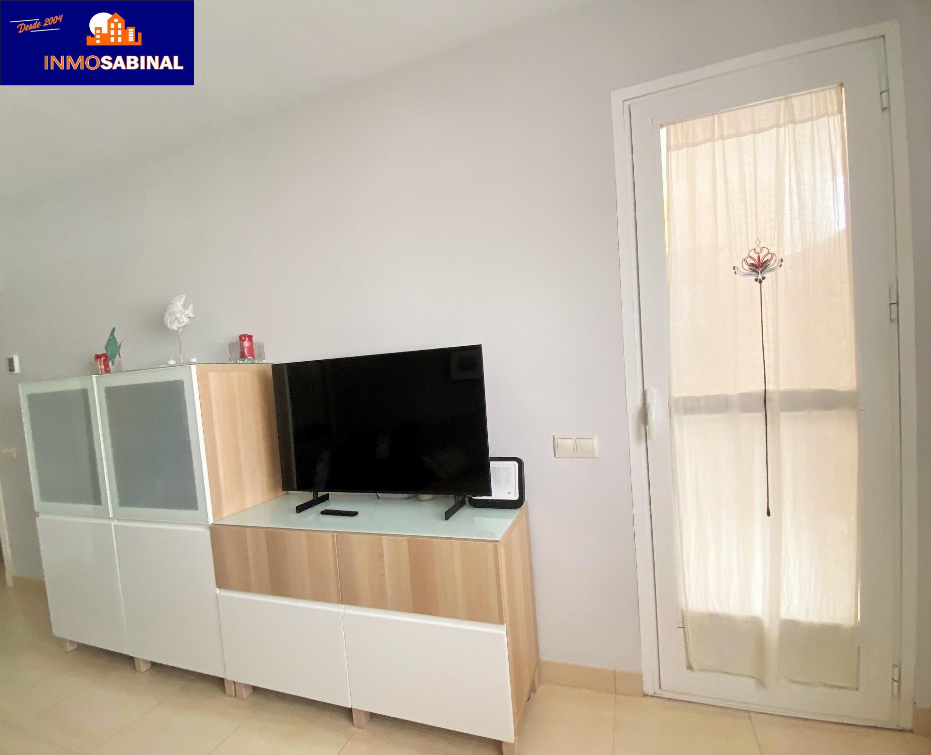 Piso en Venta en Roquetas de Mar - Ideal para Entrar a Vivir