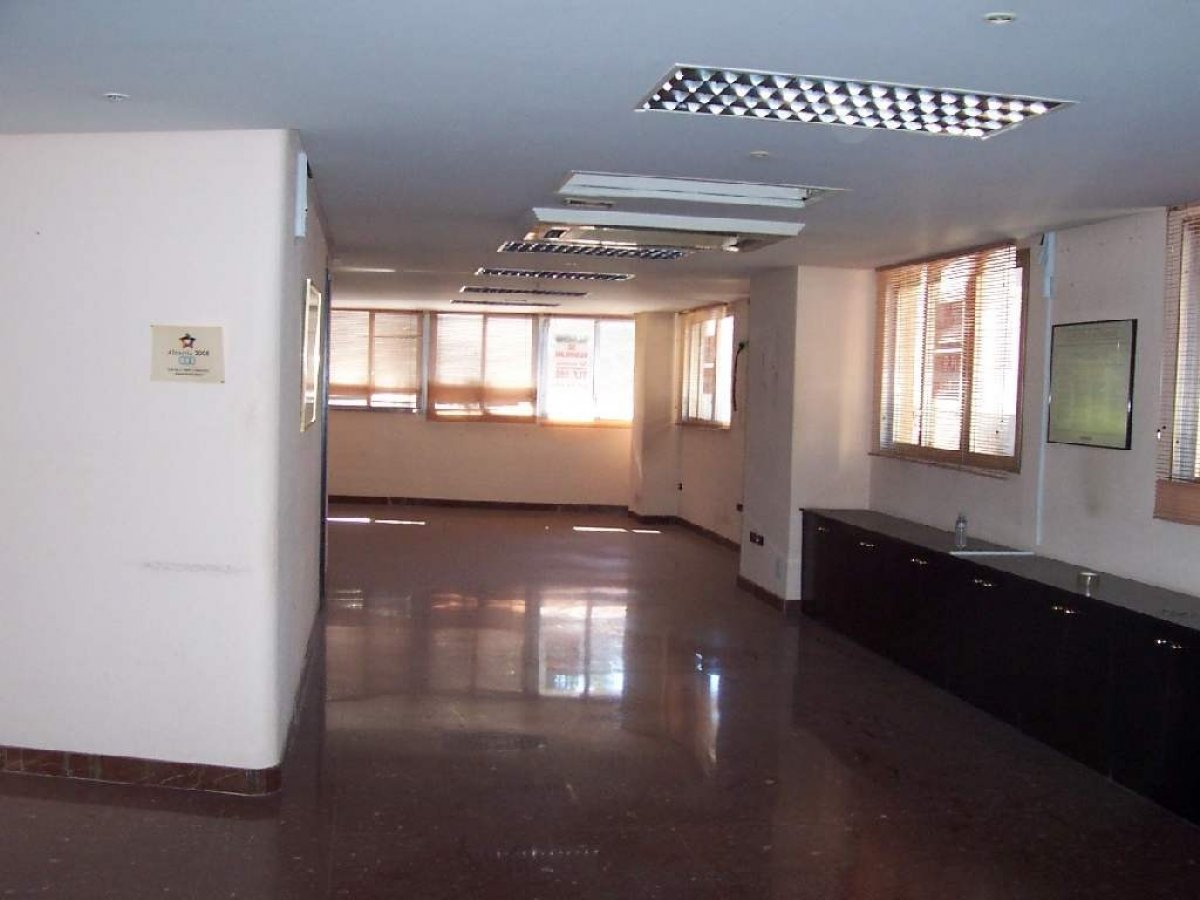 ¡Su negocio aqui! local para oficinas en excelente ubicación