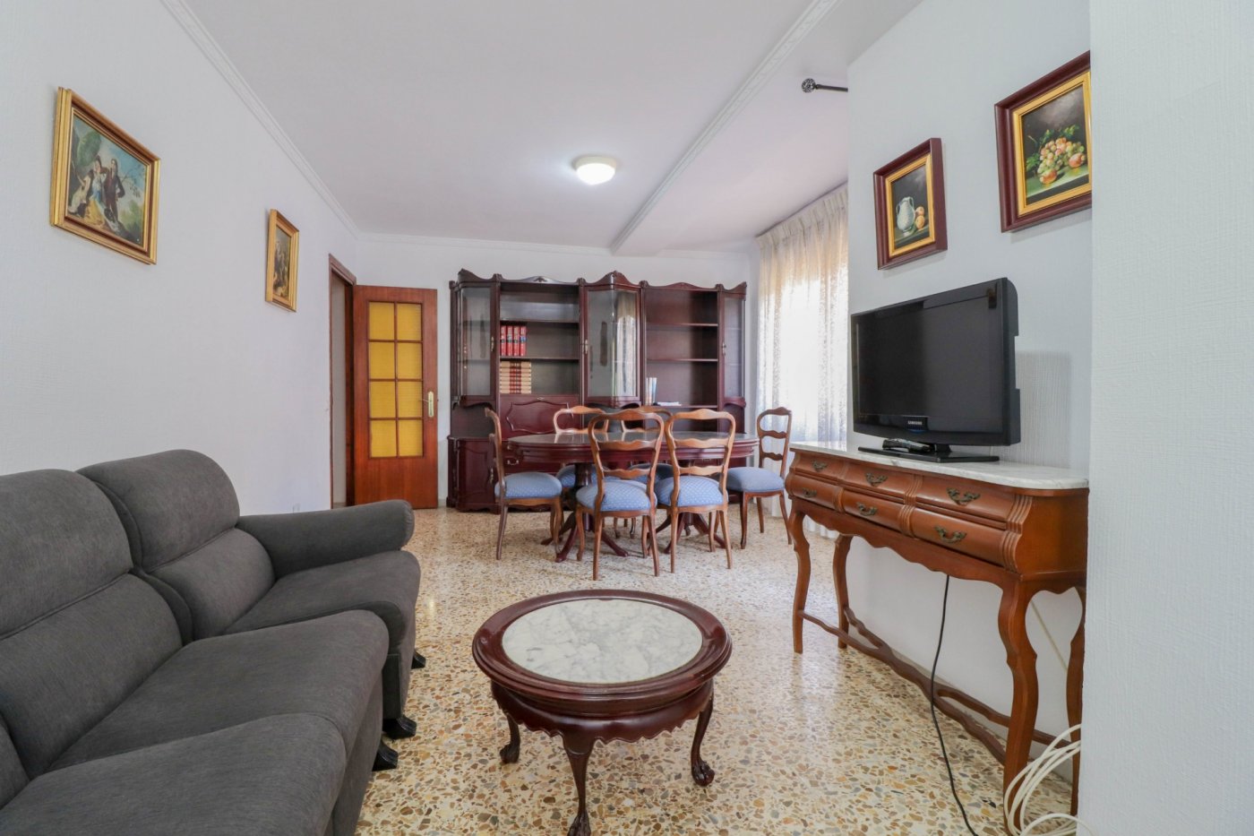 PISO PARA TEMPORADA ESCOLAR EN NUEVA ANDALUCÍA en Almeria foto 5 PISO PARA TEMPORADA ESCOLAR EN NUEVA ANDALUCÍA