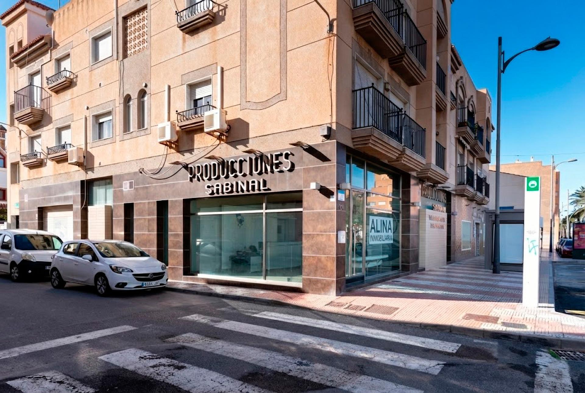 BÚNKER AUDIOVISUAL DE ALTA SEGURIDAD: EL ACTIVO MÁS EXCLUSIVO DE LA PROVINCIA en Roquetas de Mar foto 4 BÚNKER AUDIOVISUAL DE ALTA SEGURIDAD: EL ACTIVO MÁS EXCLUSIVO DE LA PROVINCIA