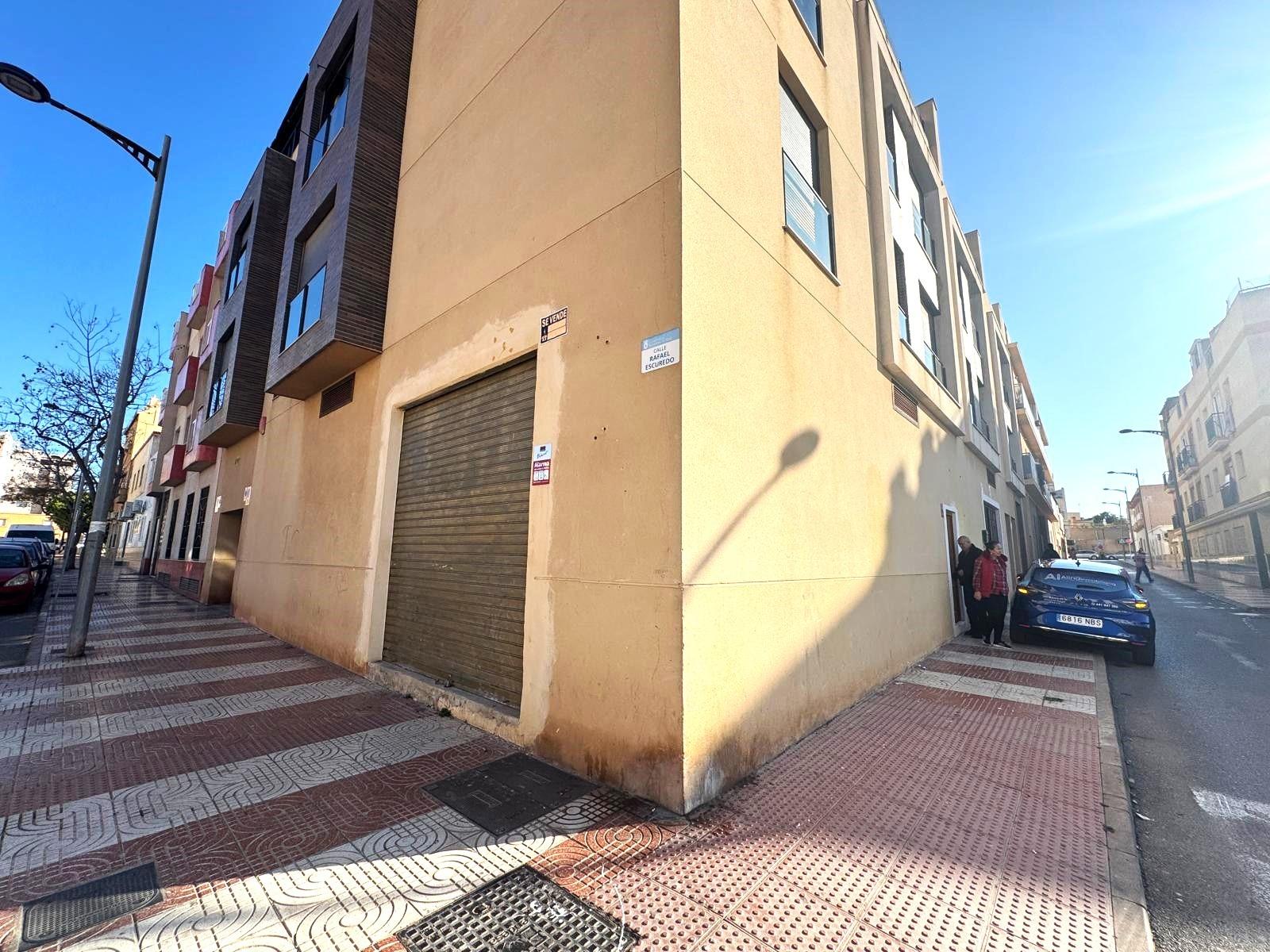 Local comercial para hacer viviendas