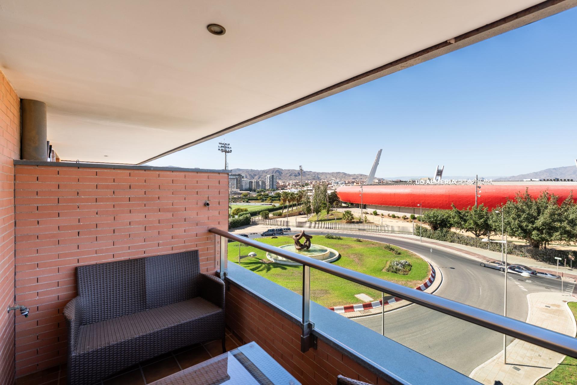 Alquiler de vivienda de octubre 2026 a junio 2027 – Zona Juegos del Mediterráneo (Almería)