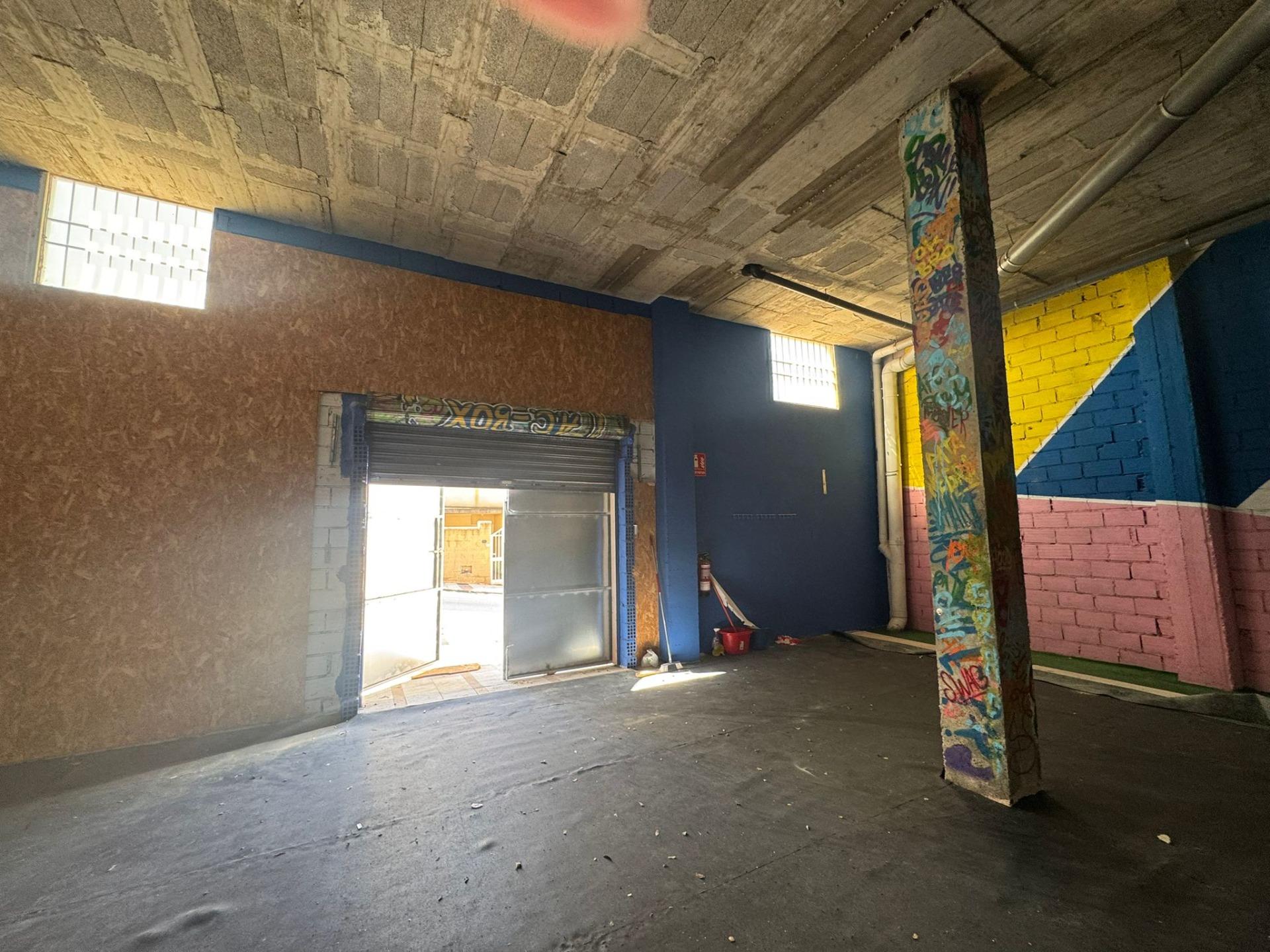 Tu negocio donde está la acción: local de 220 m2 en Aguadulce en Aguadulce Almeria foto 5 Tu negocio donde está la acción: local de 220 m2 en Aguadulce