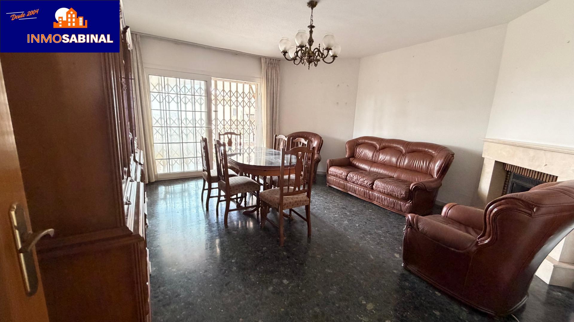 Espectacular Chalet en Aguadulce Norte