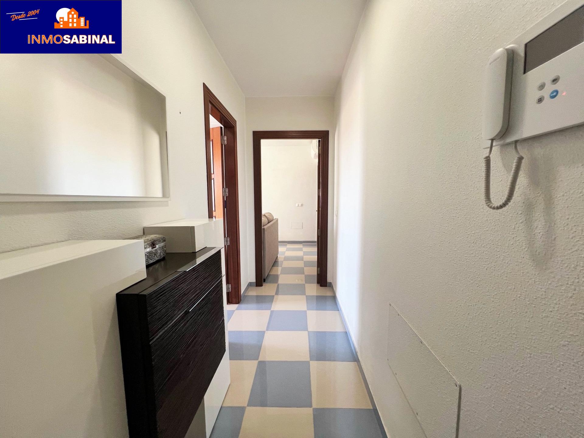 Amplio y moderno piso en Las Marinas