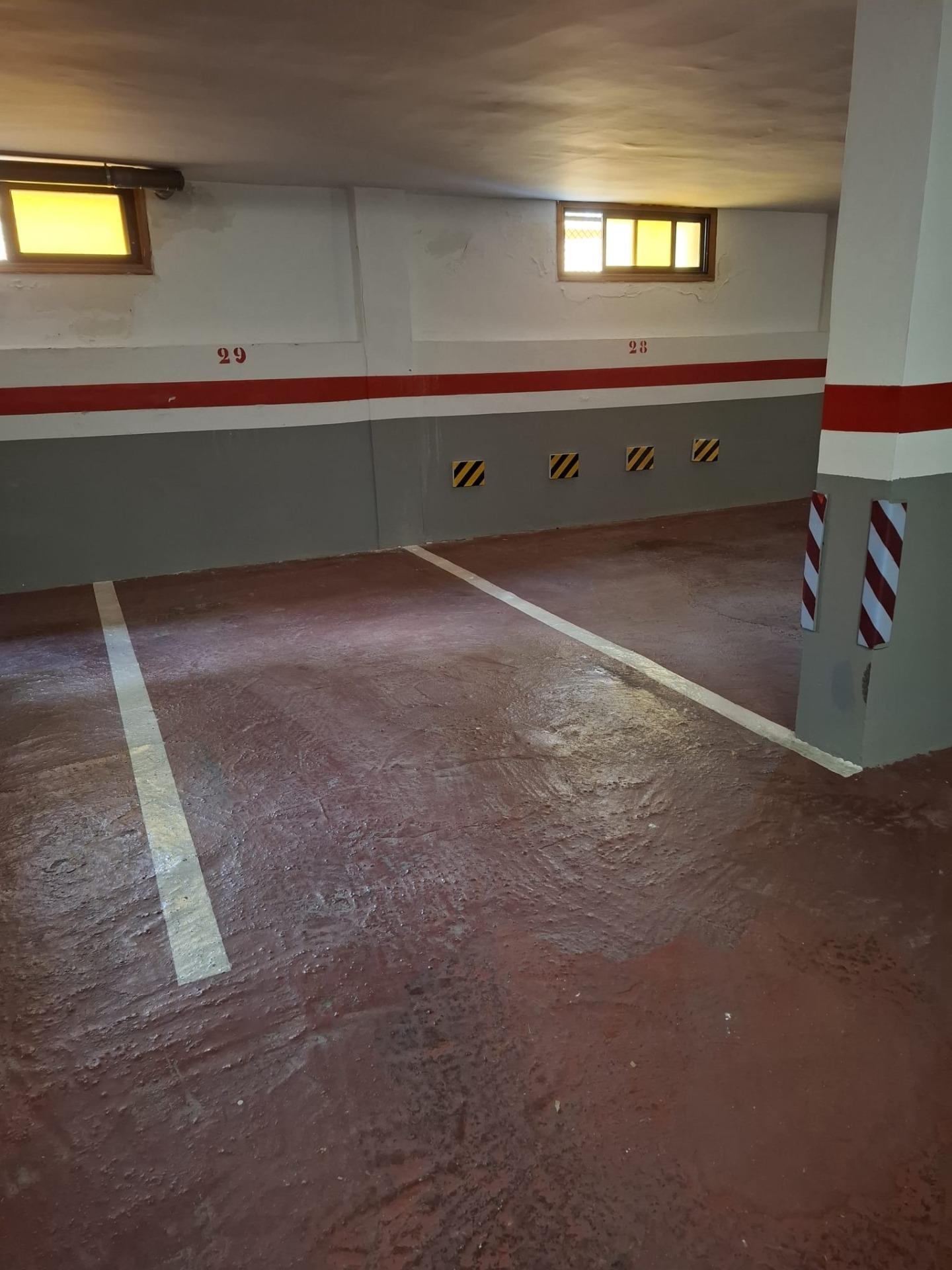 ¿Vives por la zona de Apartamentos Fénix y necesitas una plaza de garaje cómoda y segura? en Roquetas de Mar foto 4 ¿Vives por la zona de Apartamentos Fénix y necesitas una plaza de garaje cómoda y segura?