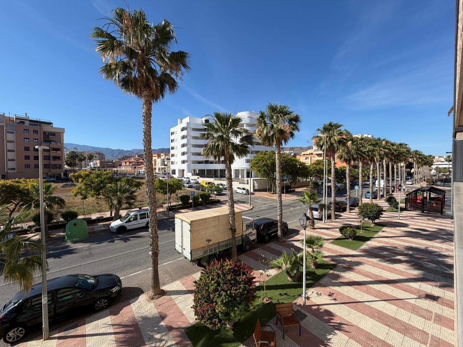 ESPECTACULAR PISO REFORMADO CON VISTAS AL MAR EN AGUADULCE SUR en Aguadulce Almeria foto 6 ESPECTACULAR PISO REFORMADO CON VISTAS AL MAR EN AGUADULCE SUR