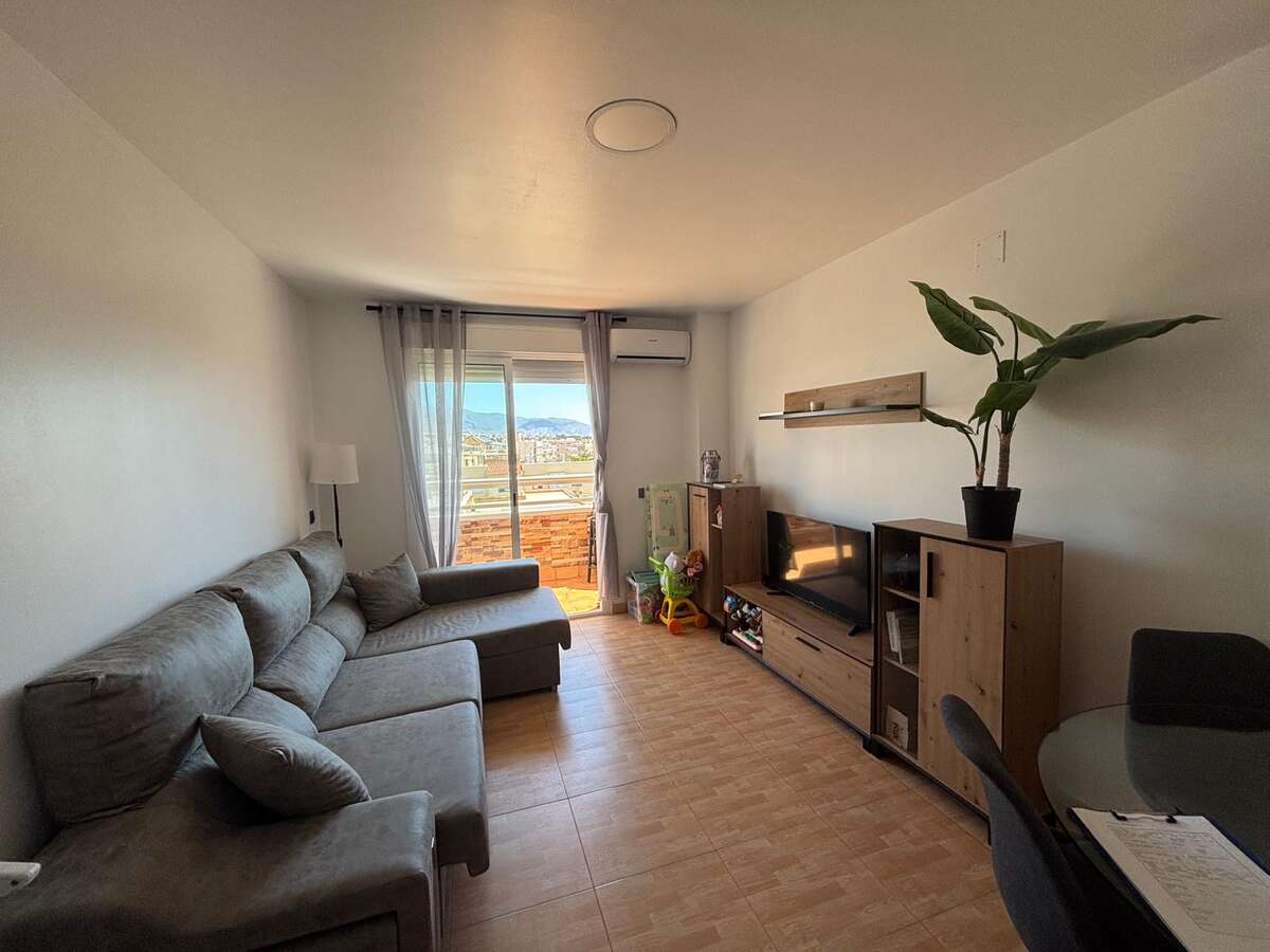 Piso de 65 m² en Vícar en Venta por 149000€