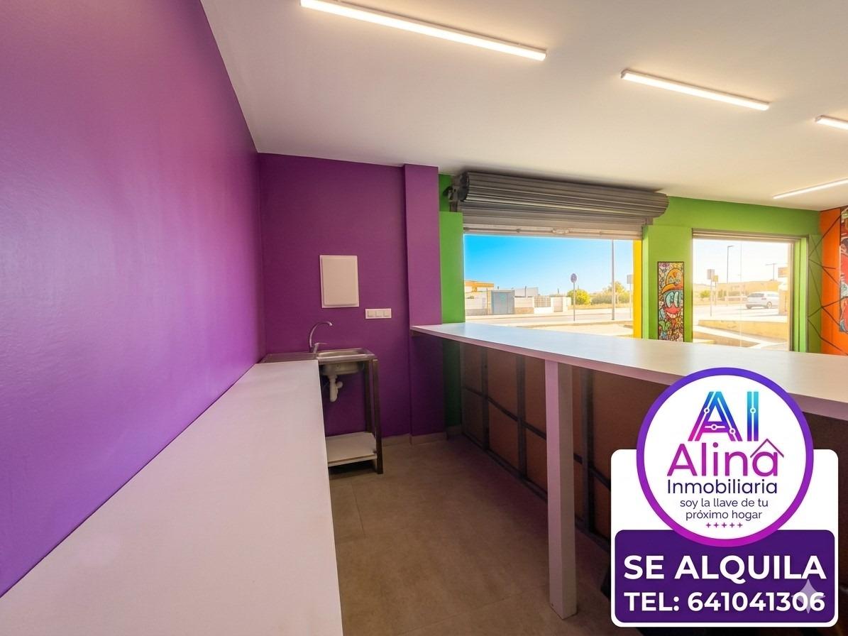 LOCAL COMERCIAL EN ALQUILER EN PASEO MARÍTIMO — AGUADULCE