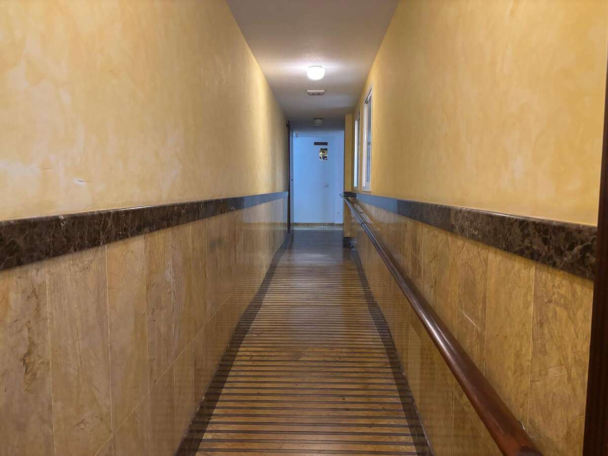 Piso de 87 m² en Roquetas de Mar en Venta por 110000€