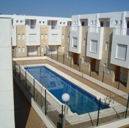Adosado con Sotano y solarium