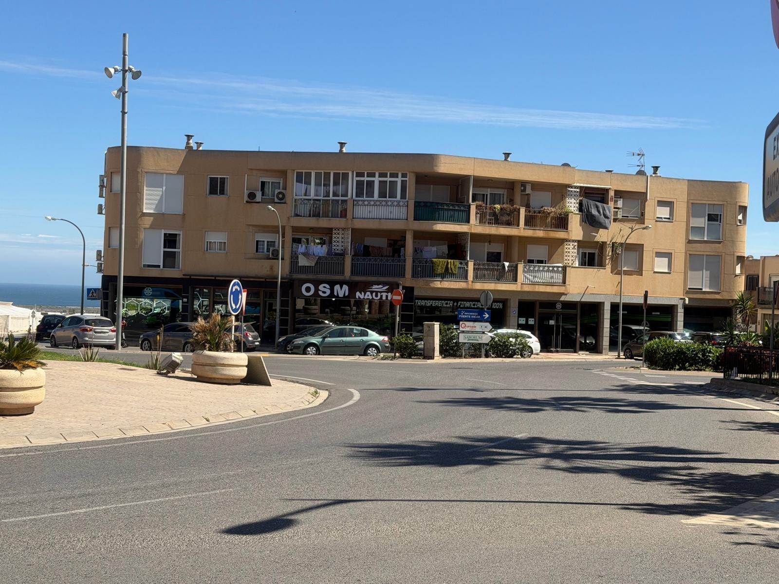 ESPECTACULAR LOCAL COMERCIAL DE 470 m2 CON 60 METROS DE FACHADA EN UNA DE LAS MEJORES UBICACIONES DE VÍCAR