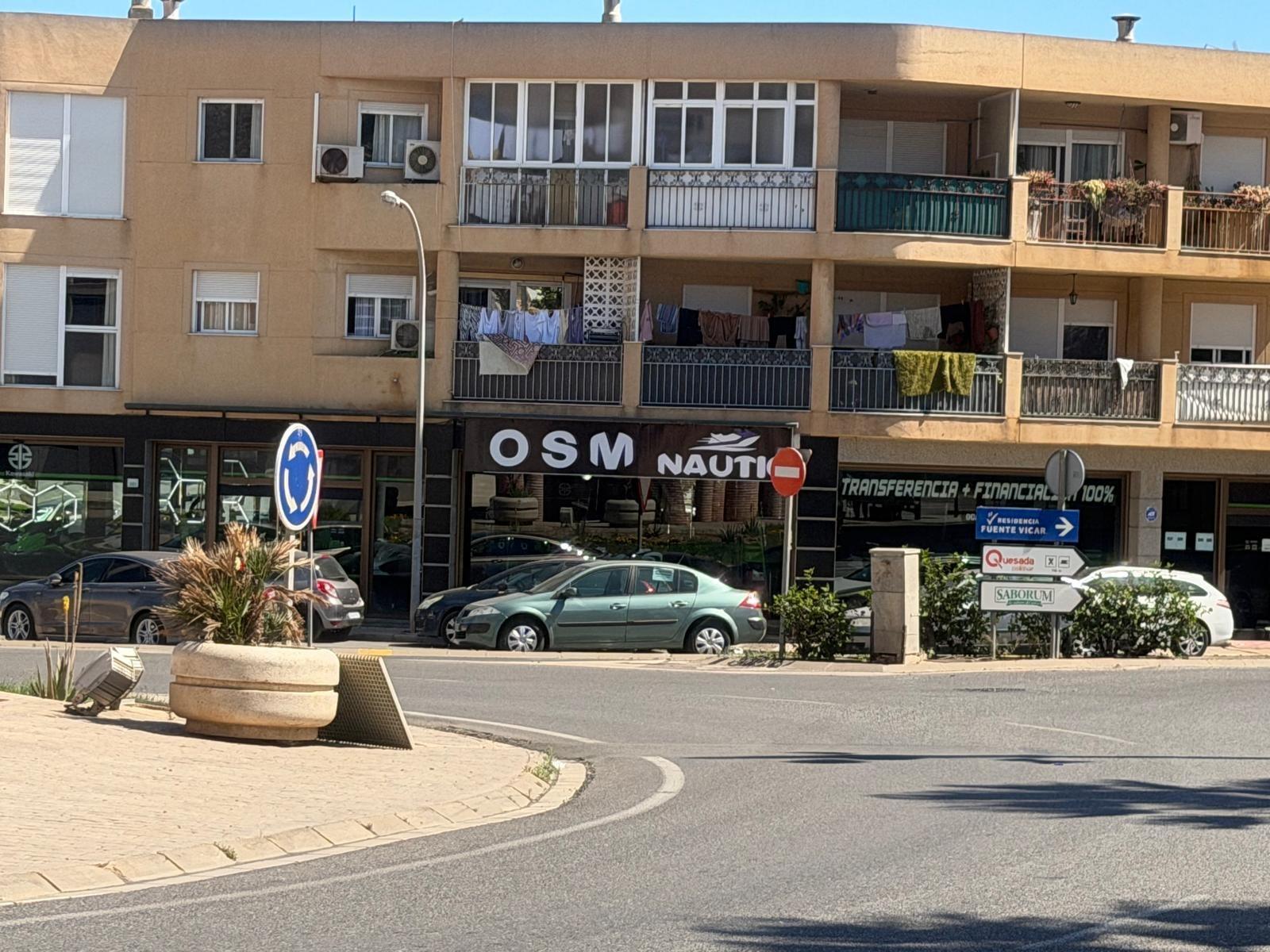 ESPECTACULAR LOCAL COMERCIAL DE 470 m2 CON 60 METROS DE FACHADA EN UNA DE LAS MEJORES UBICACIONES DE VÍCAR
