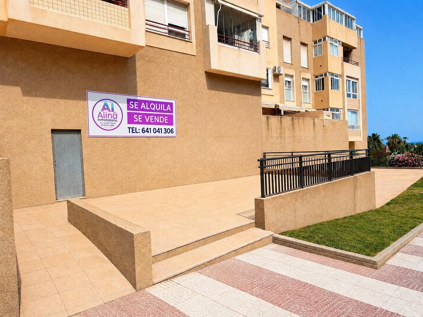 **LOCAL COMERCIAL EN VENTA O ALQUILER EN AGUADULCE** en Aguadulce Almeria foto 7 **LOCAL COMERCIAL EN VENTA O ALQUILER EN AGUADULCE**