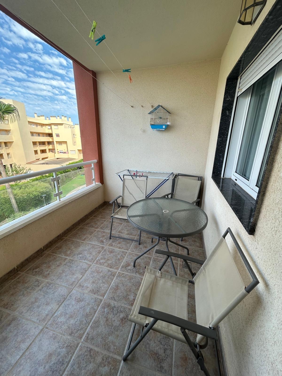 ¡Disfruta del Verano en Este Magnífico Piso con Vistas en Roquetas de Mar! en Roquetas de Mar foto 4 ¡Disfruta del Verano en Este Magnífico Piso con Vistas en Roquetas de Mar!