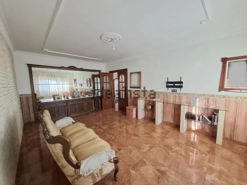 comodidad y una espectacular terrazaChalet pareado en venta en CL Almazara comodidad y una espectacular terrazaChalet pareado en venta en CL Almazara