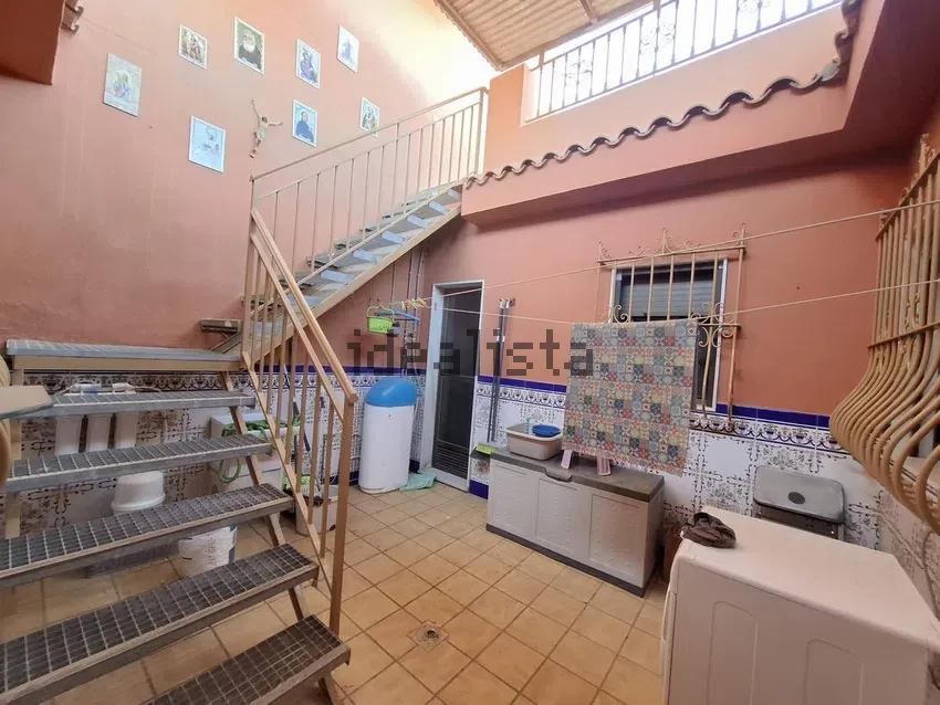 comodidad y una espectacular terrazaChalet pareado en venta en CL Almazara comodidad y una espectacular terrazaChalet pareado en venta en CL Almazara